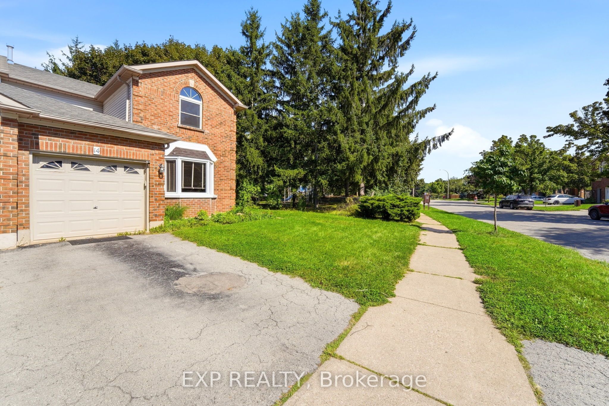 14 Hedge Lawn Drive Property Photo 3