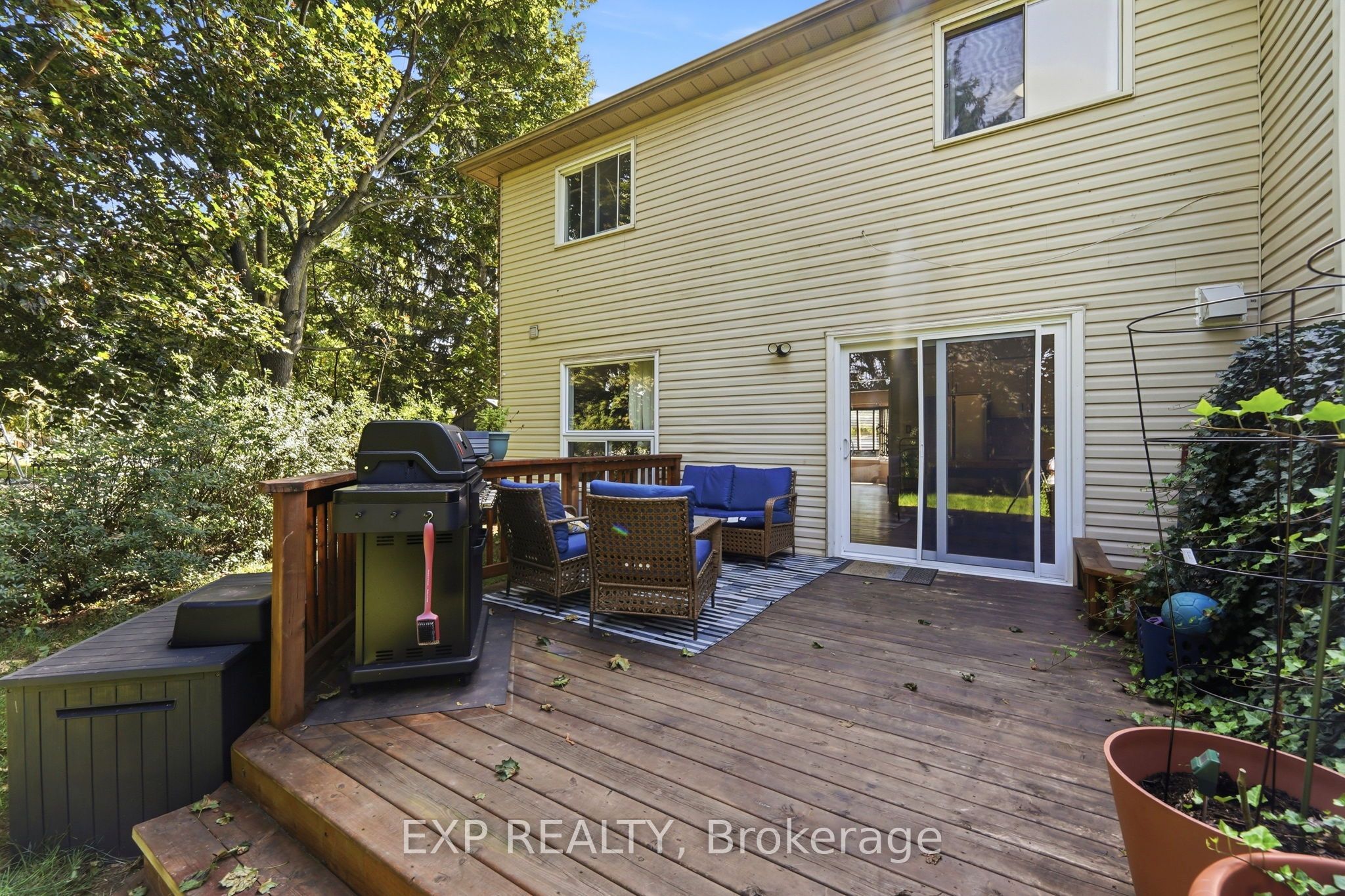 14 Hedge Lawn Drive Property Photo 38