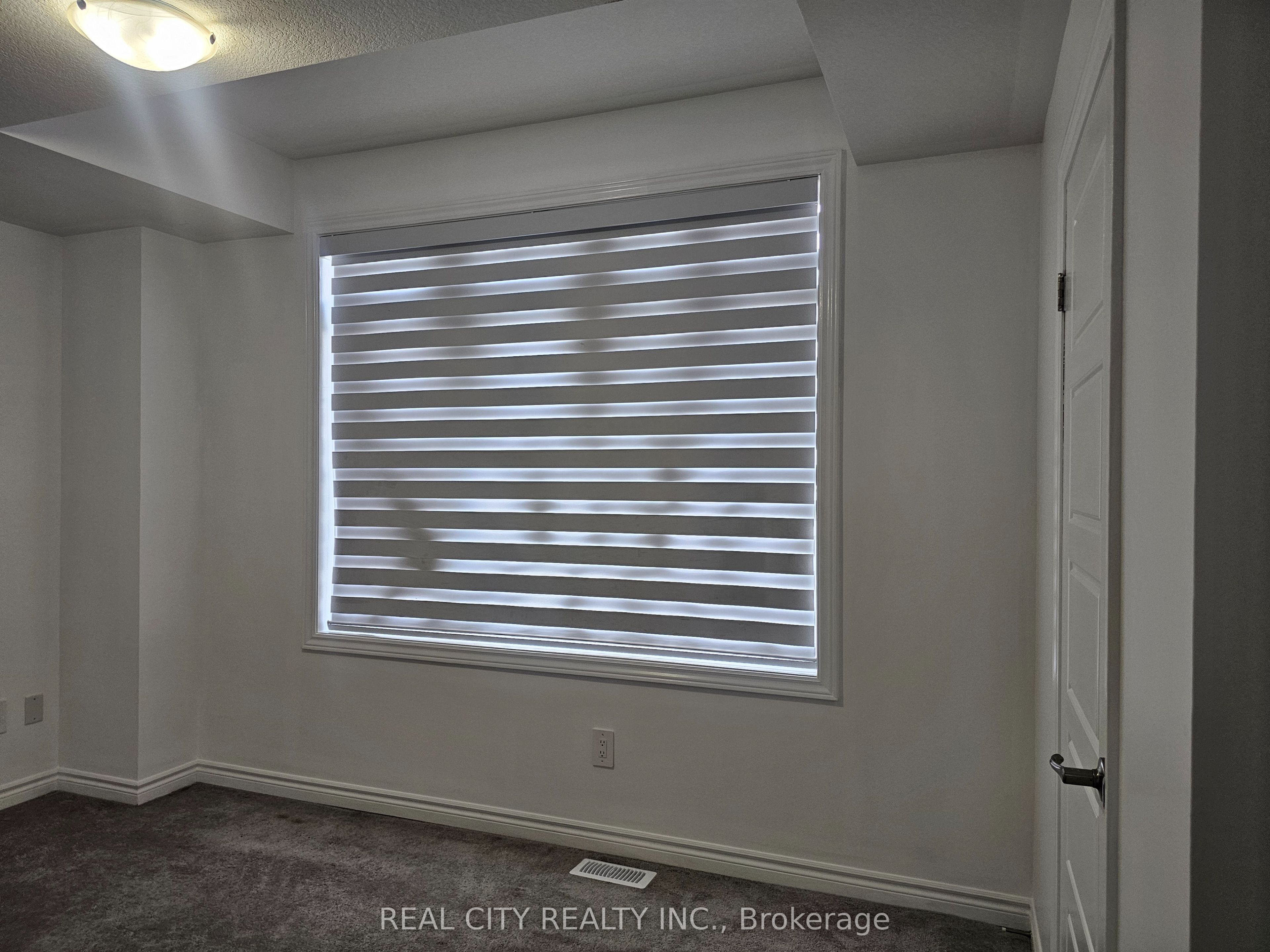 25 Whitton Drive Property Photo 34