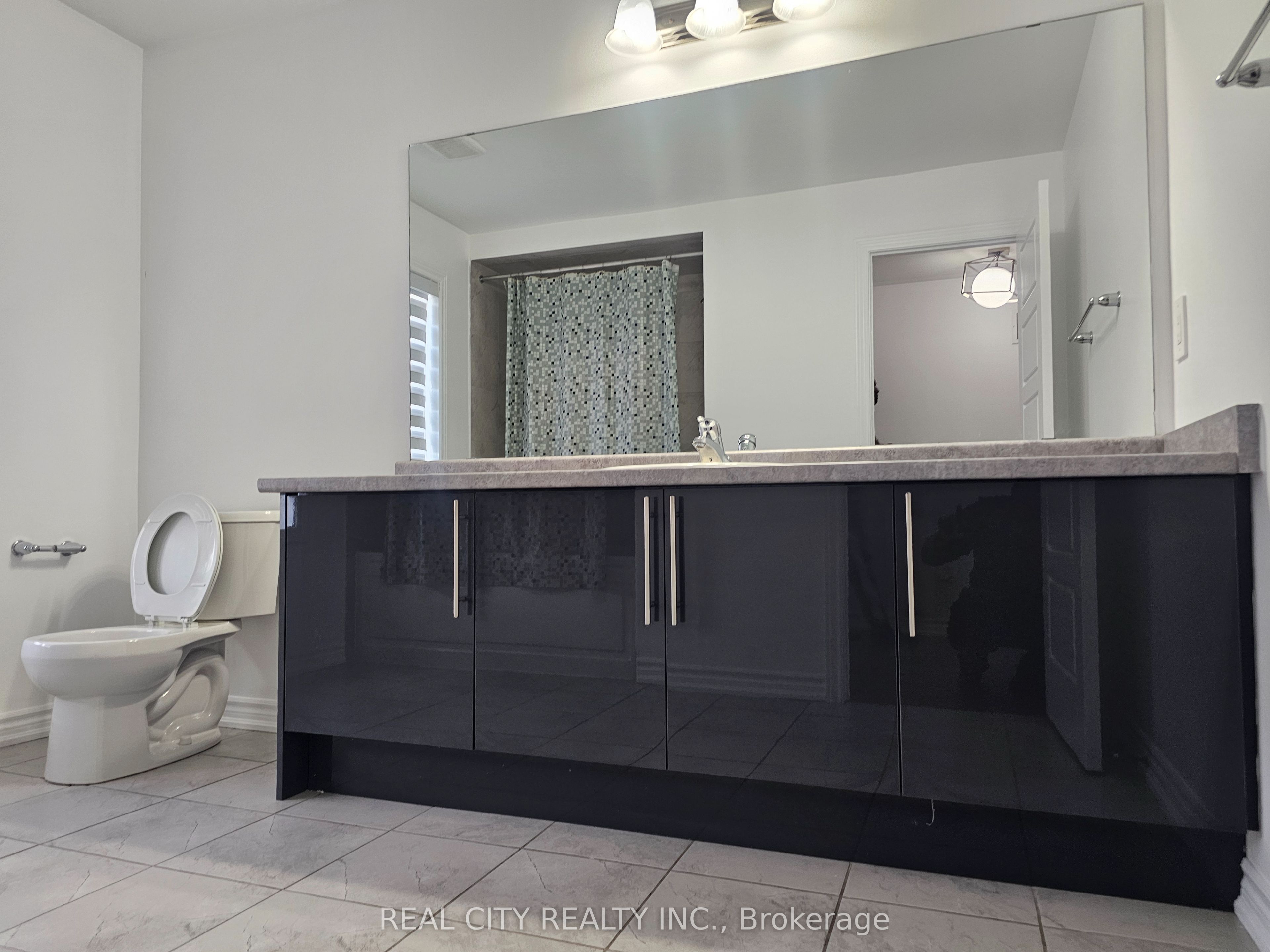 25 Whitton Drive Property Photo 39