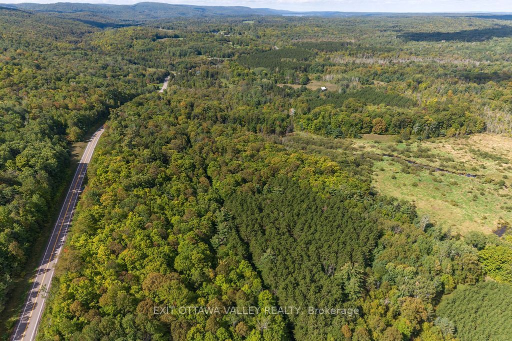 00 Opeongo Road Property Photo 7