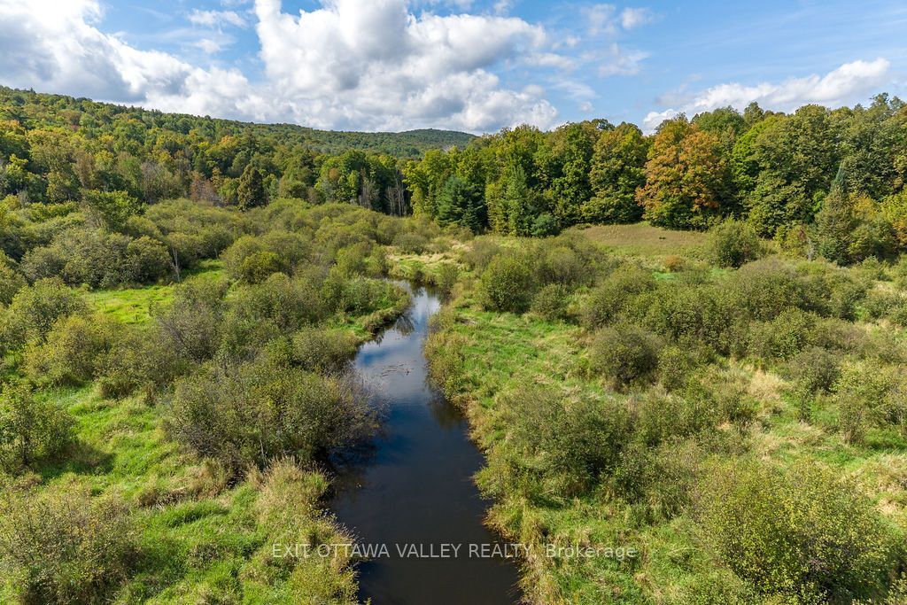 00 Opeongo Road Property Photo 15
