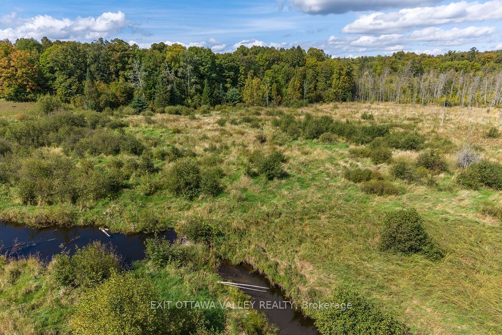 00 Opeongo Road Property Photo 18