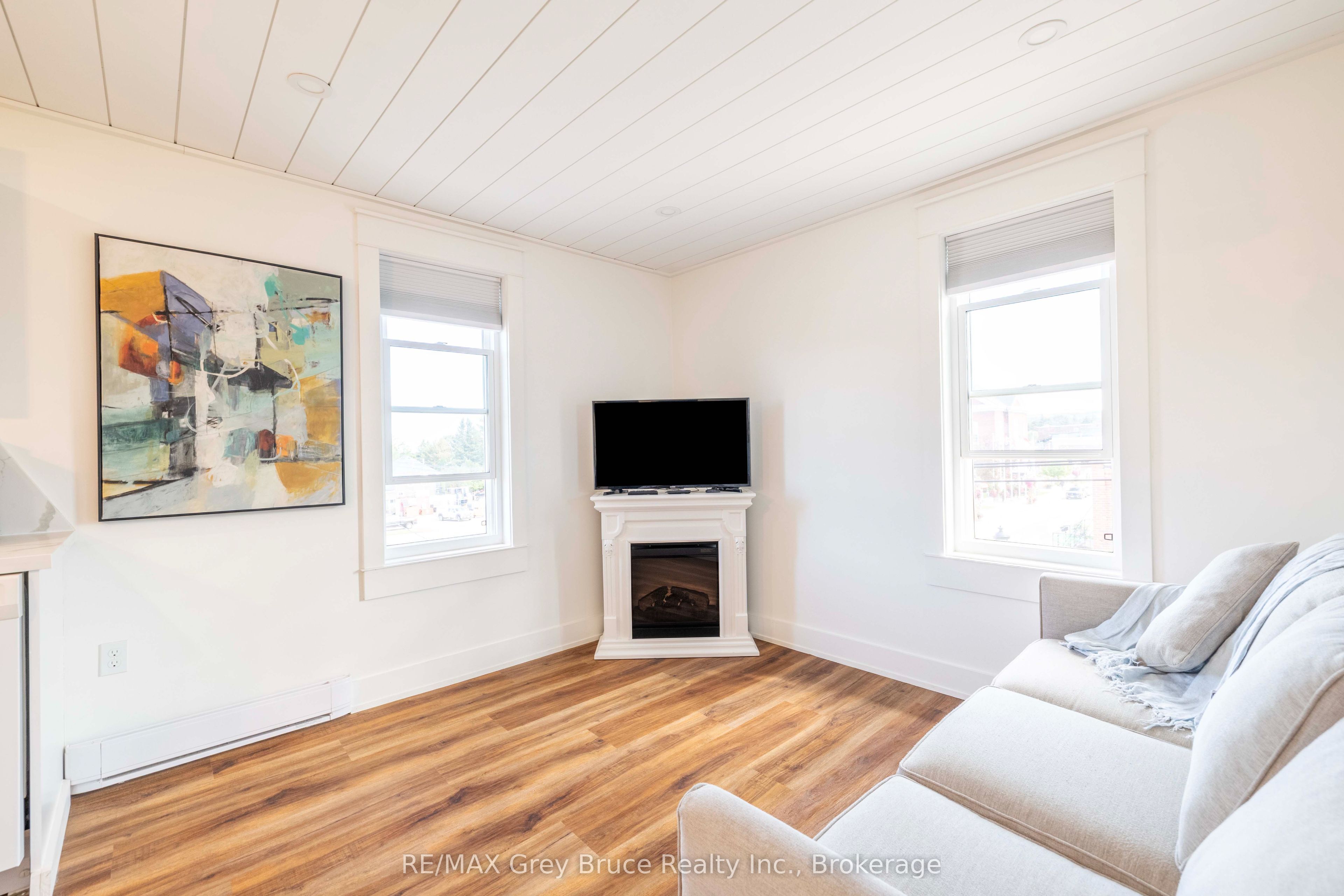 110 Sykes Street N 303 Property Photo 5