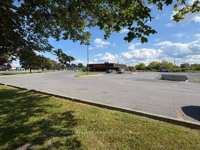 700 Brookdale Avenue Property Photo 2
