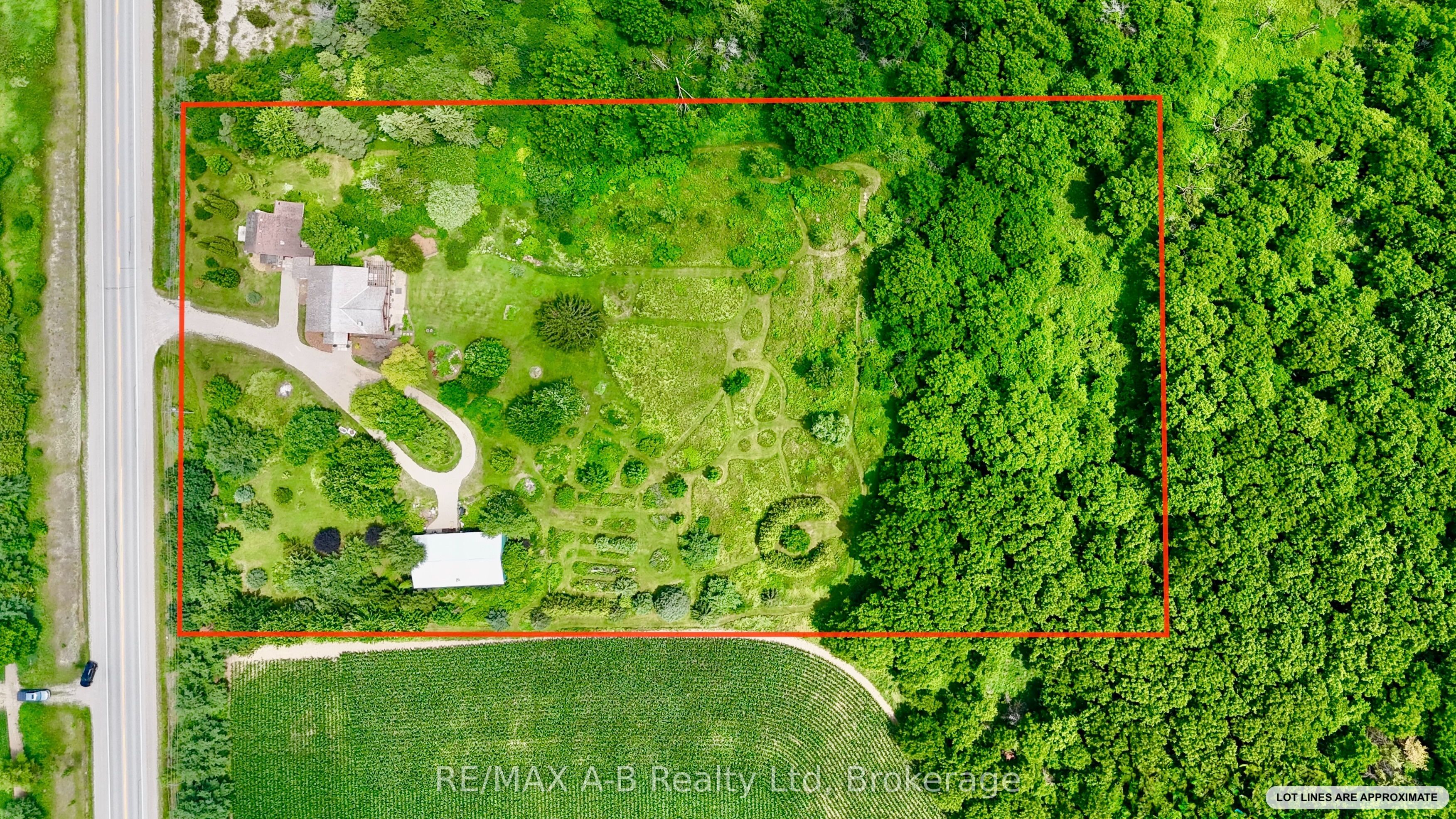 963550 Rd 96 Property Photo 3