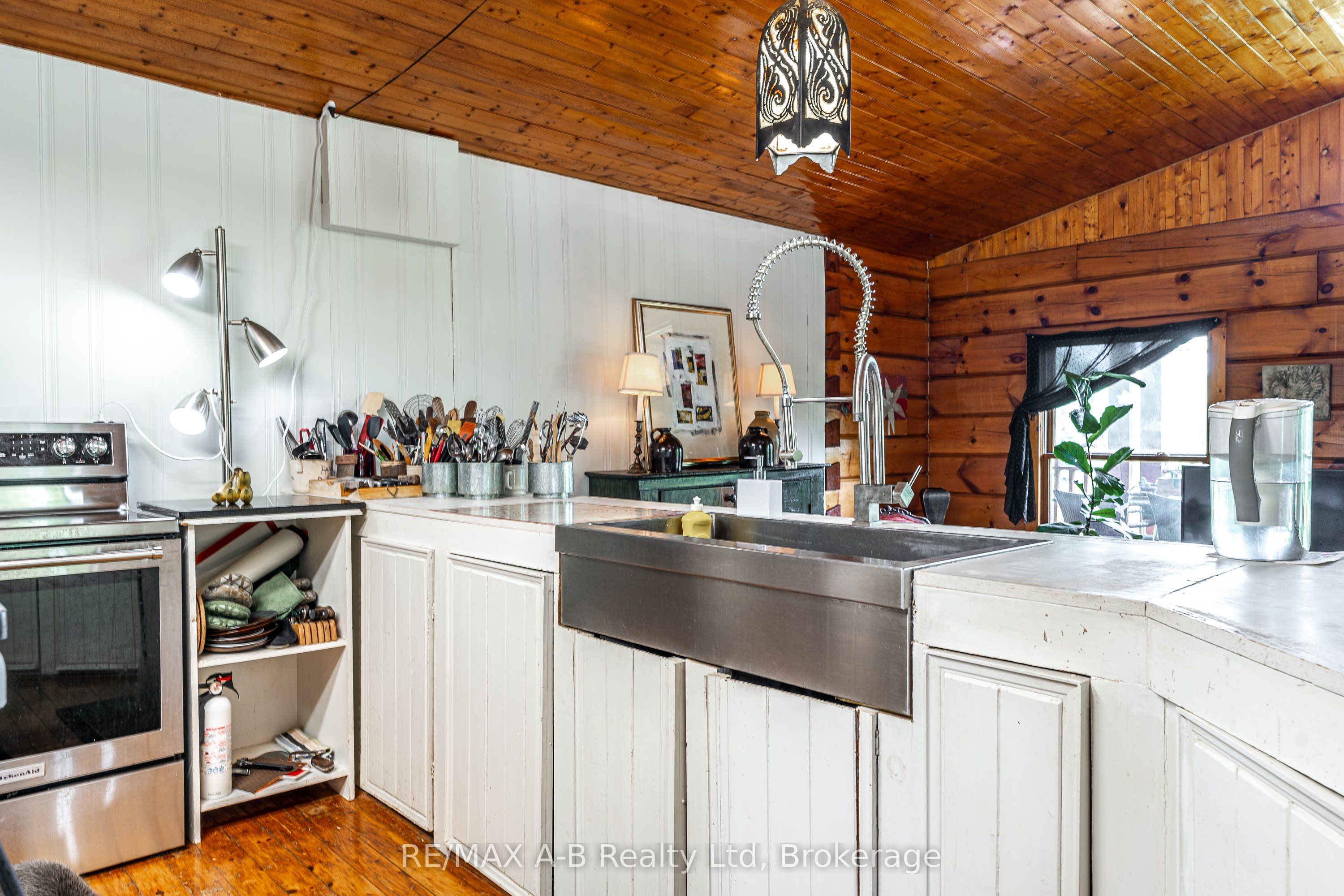 963550 Rd 96 Property Photo 16