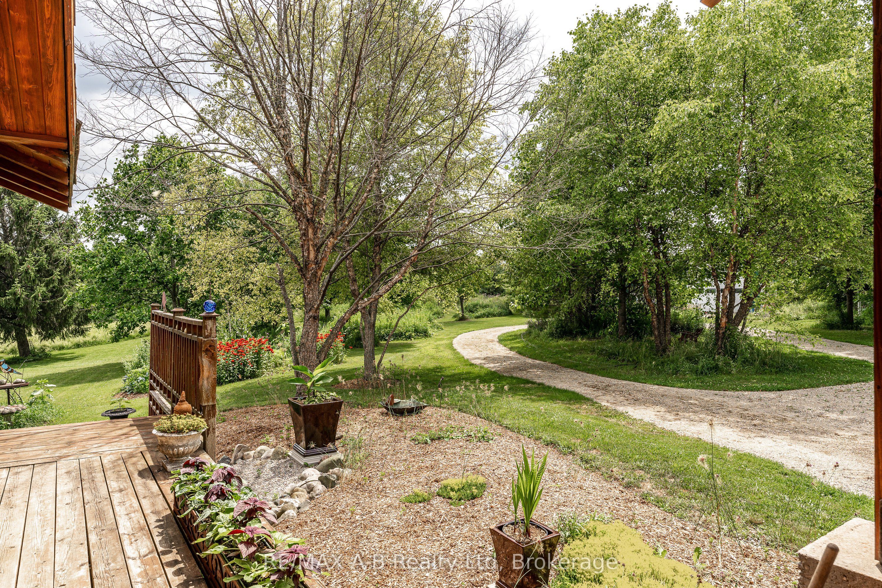 963550 Rd 96 Property Photo 32