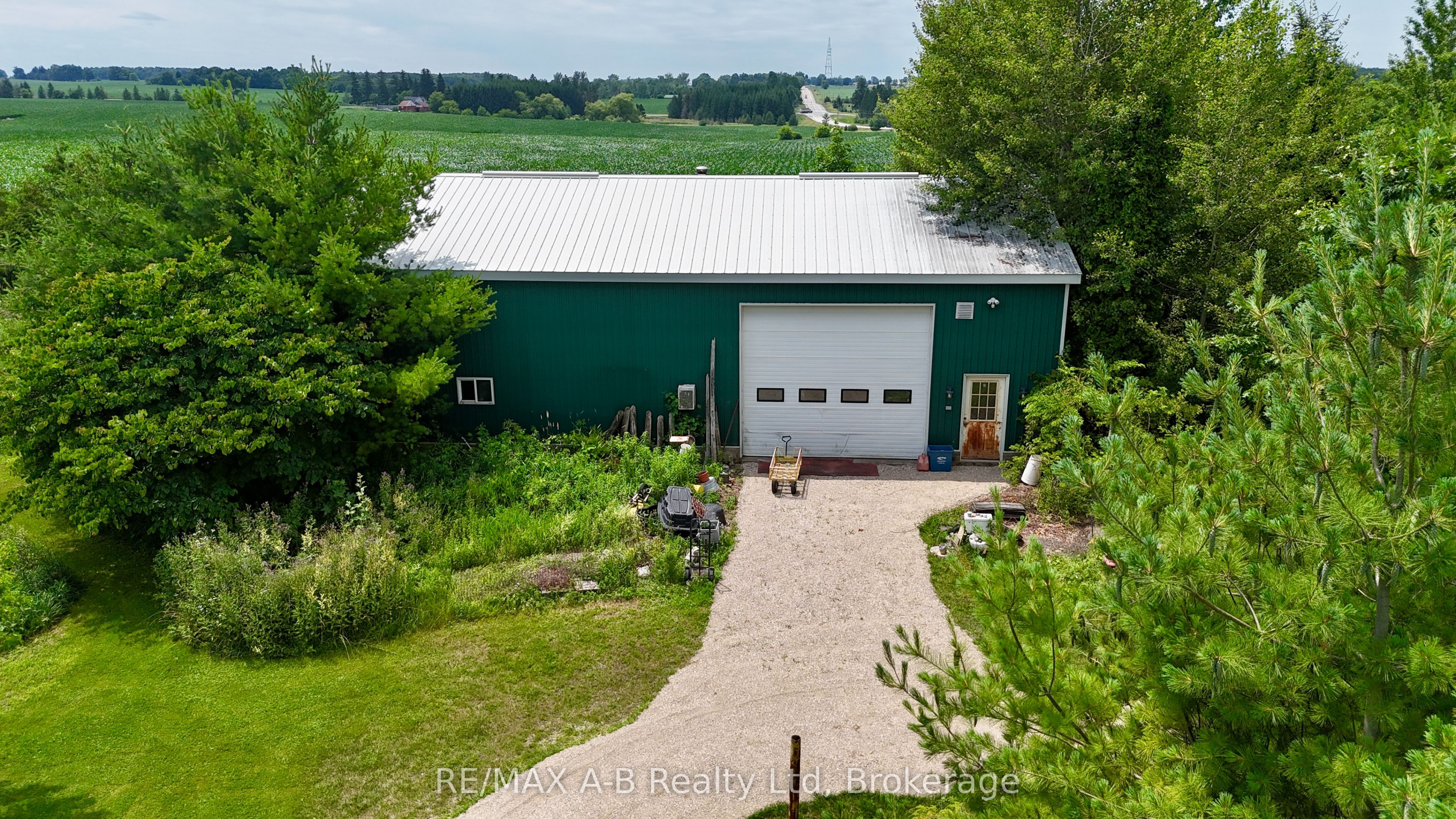 963550 Rd 96 Property Photo 40