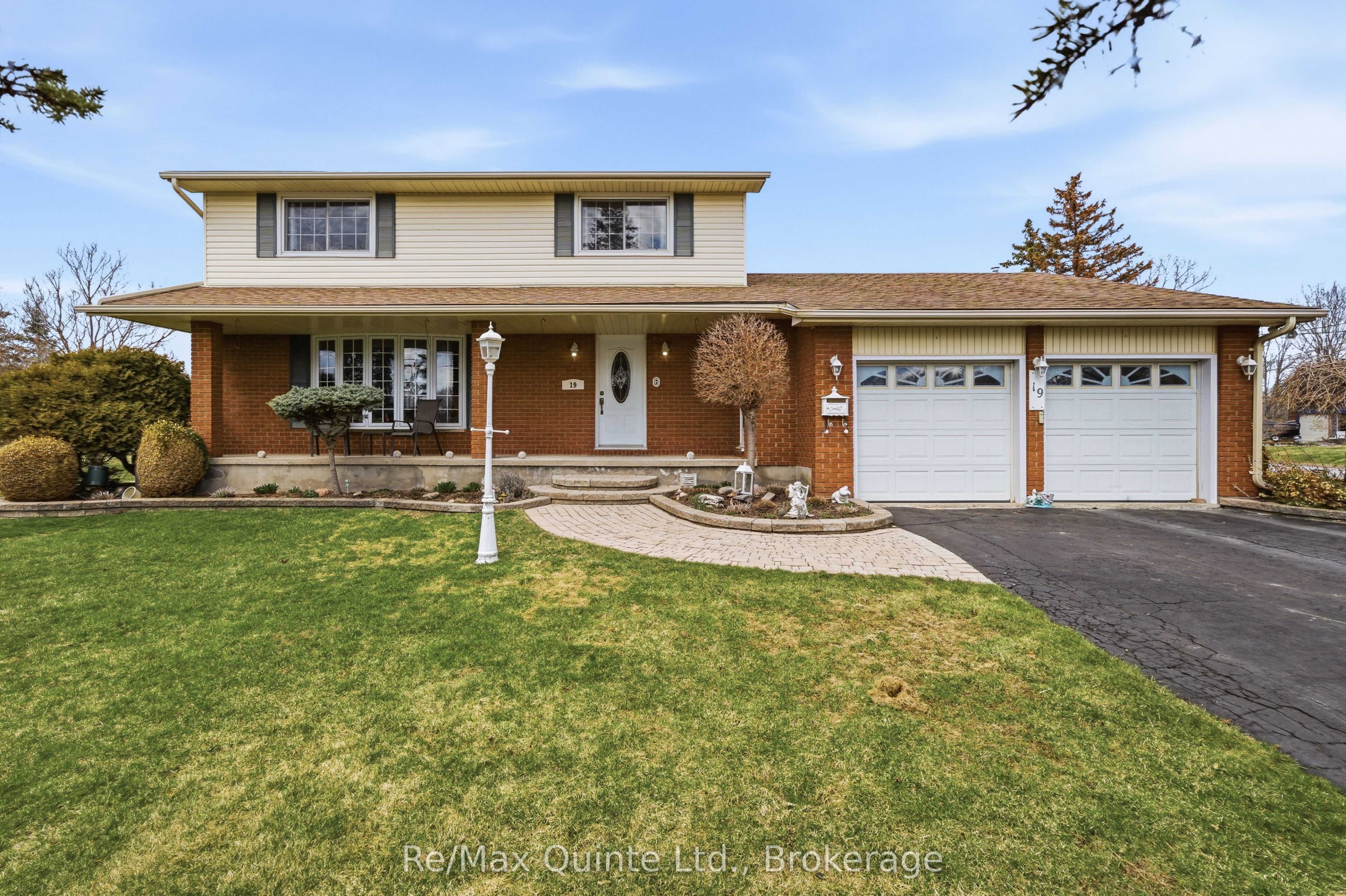 19 Country Club Drive