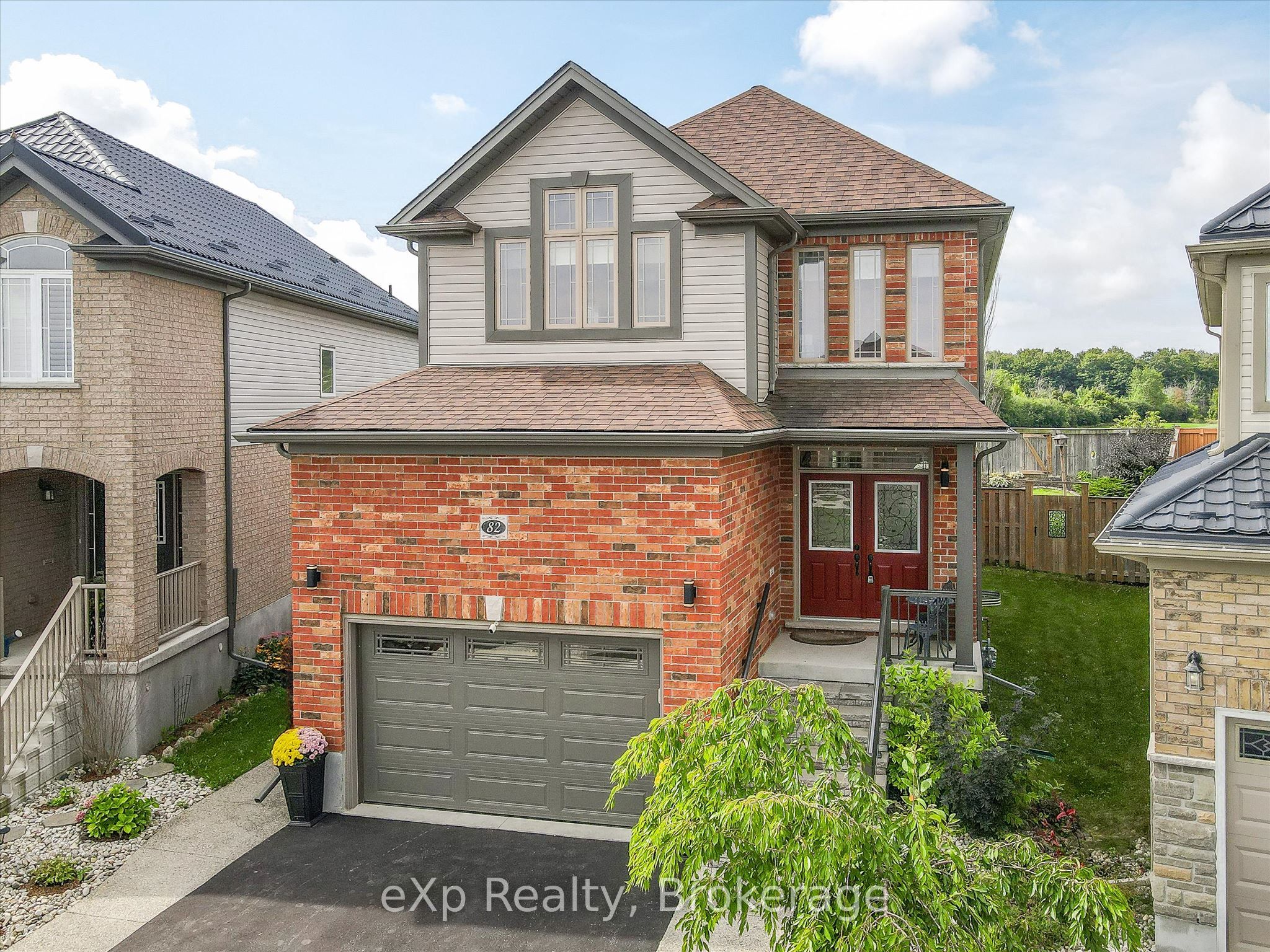82 Drone Crescent Property Photo 5