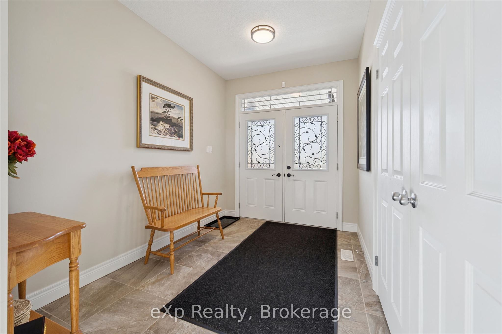 82 Drone Crescent Property Photo 7
