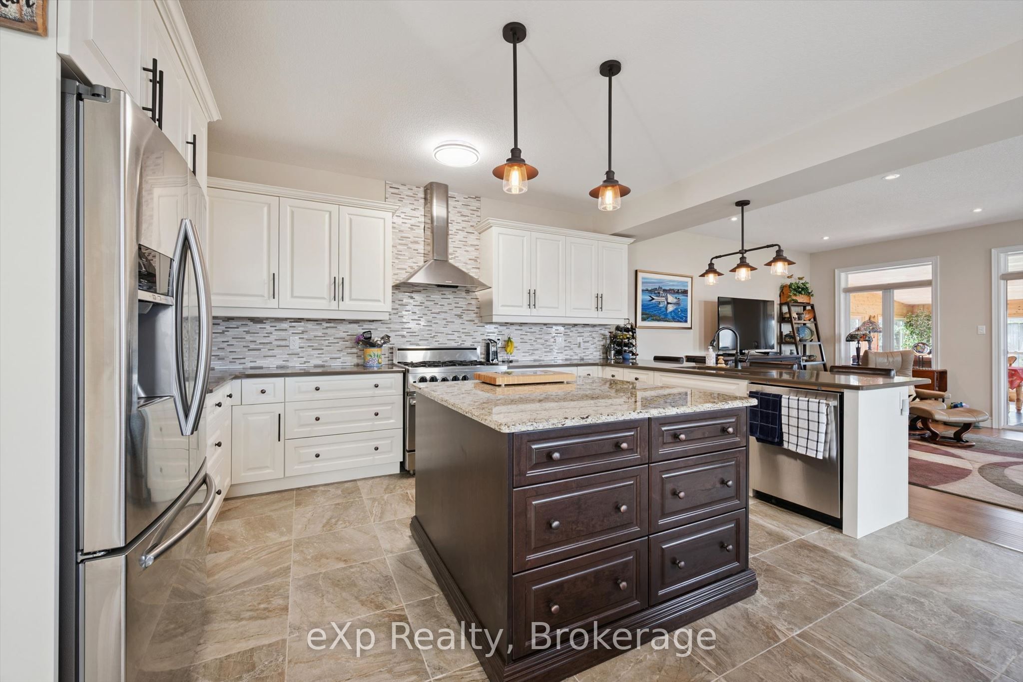 82 Drone Crescent Property Photo 12