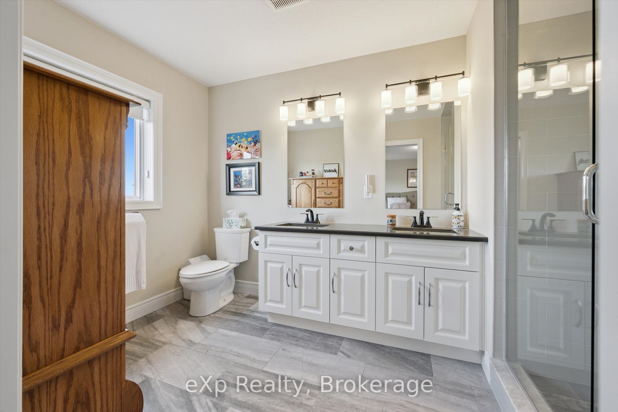 82 Drone Crescent Property Photo 27
