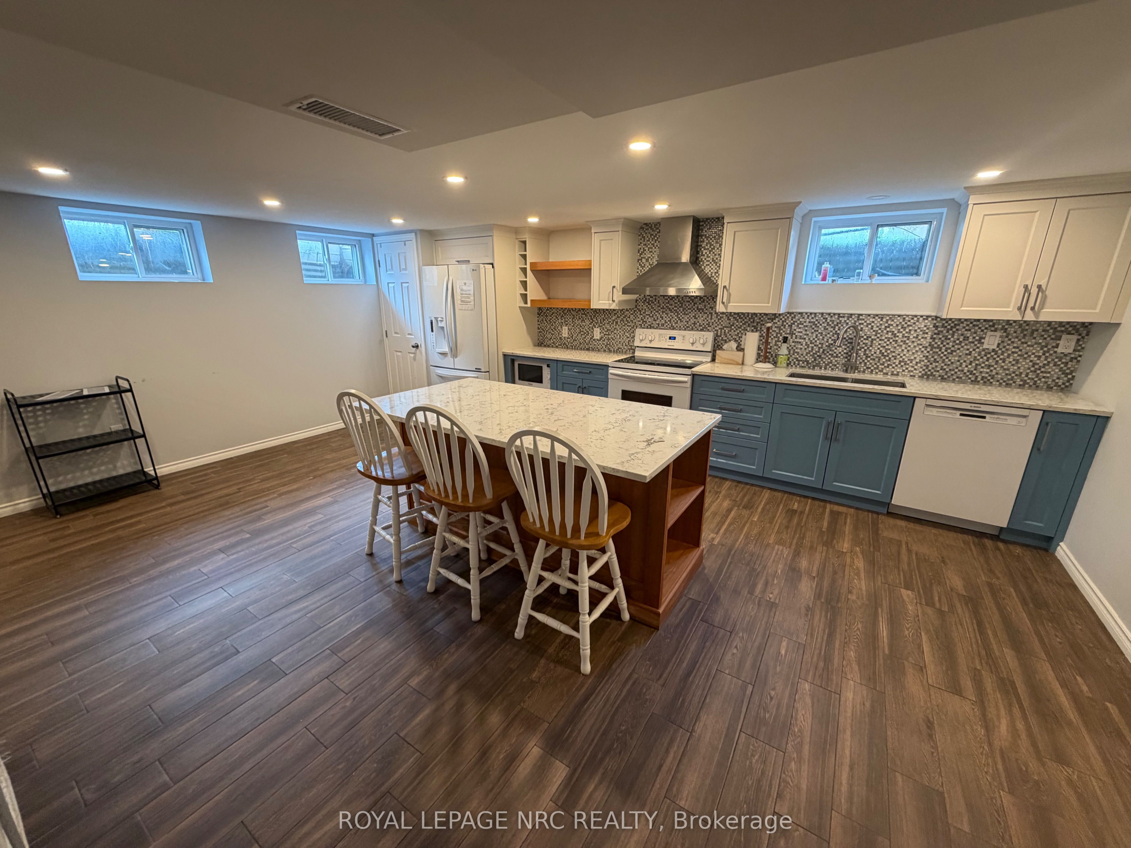 15 Springhead (lower) Gardens Property Photo 6