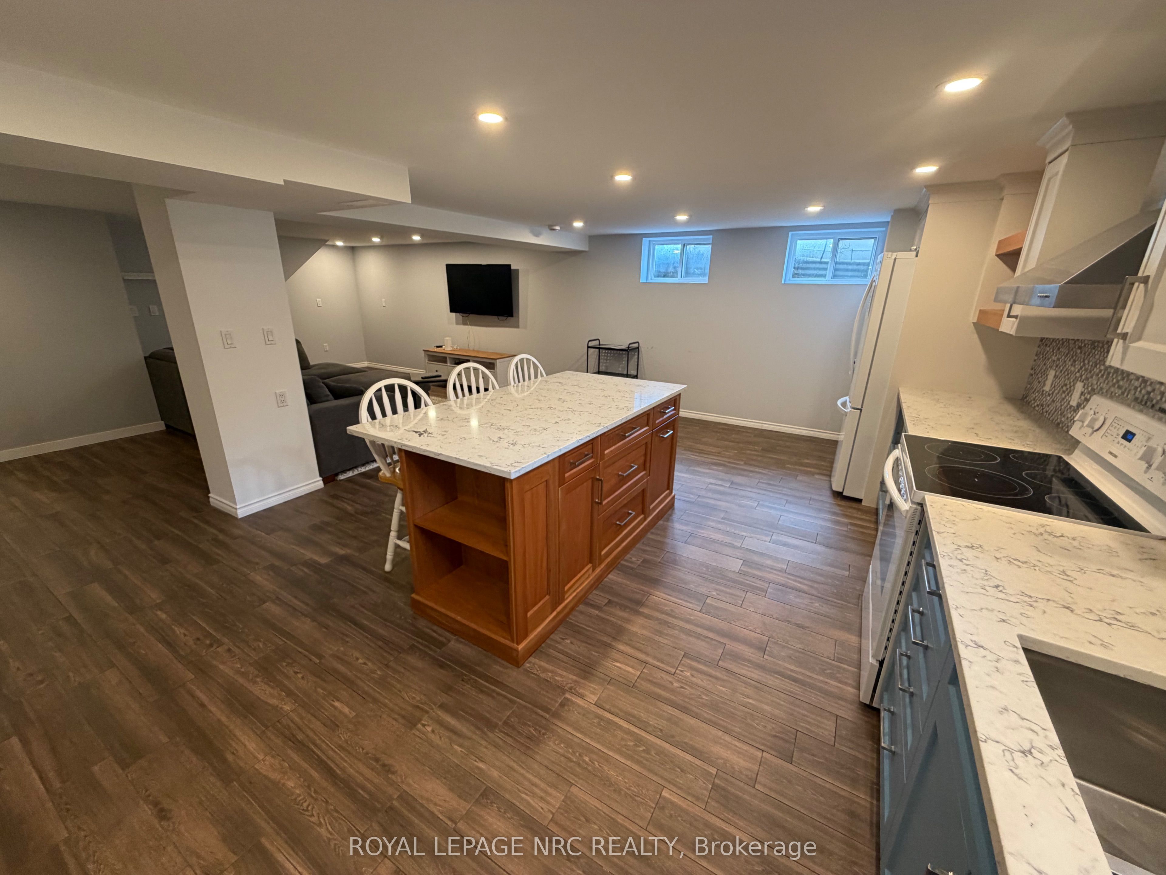 15 Springhead (lower) Gardens Property Photo 16