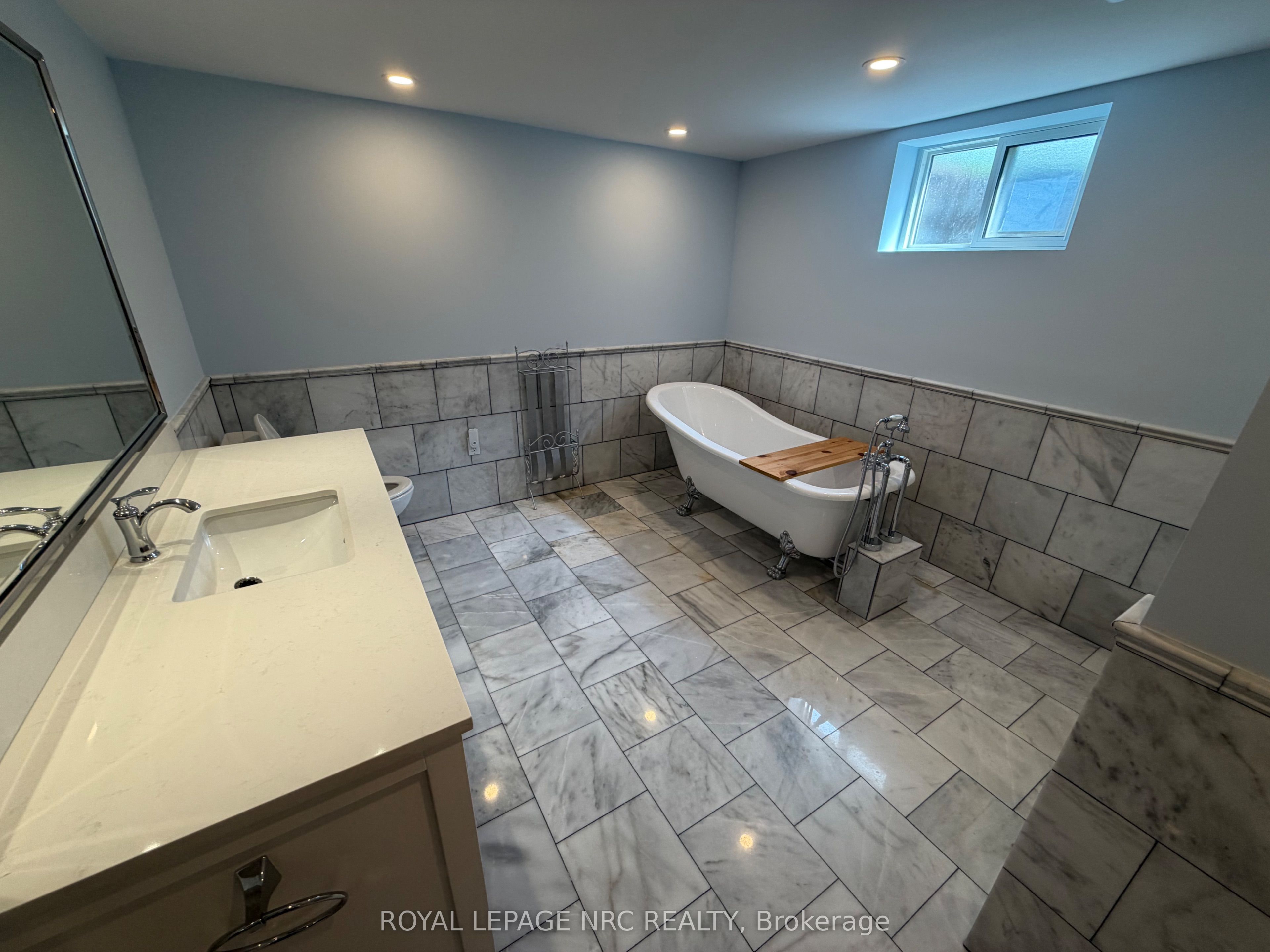 15 Springhead (lower) Gardens Property Photo 25