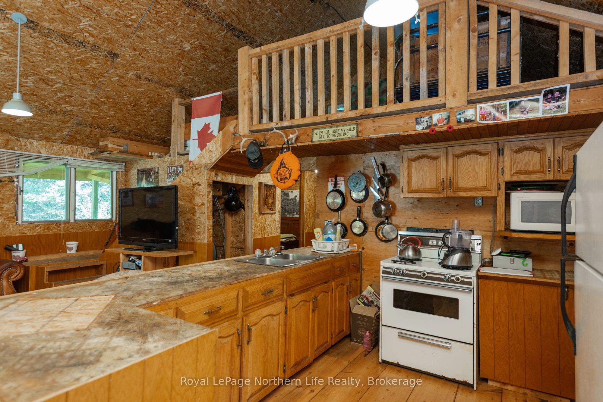 880 Memorial Park Drive E Property Photo 42