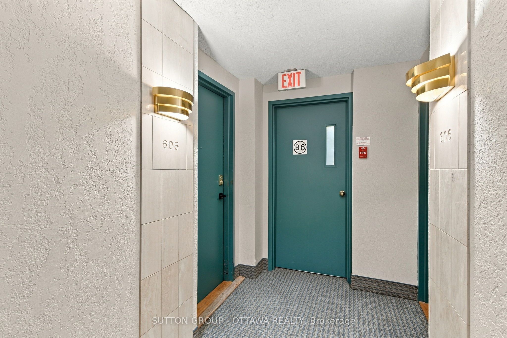 1025 Grenon Avenue N 605 Property Photo 4