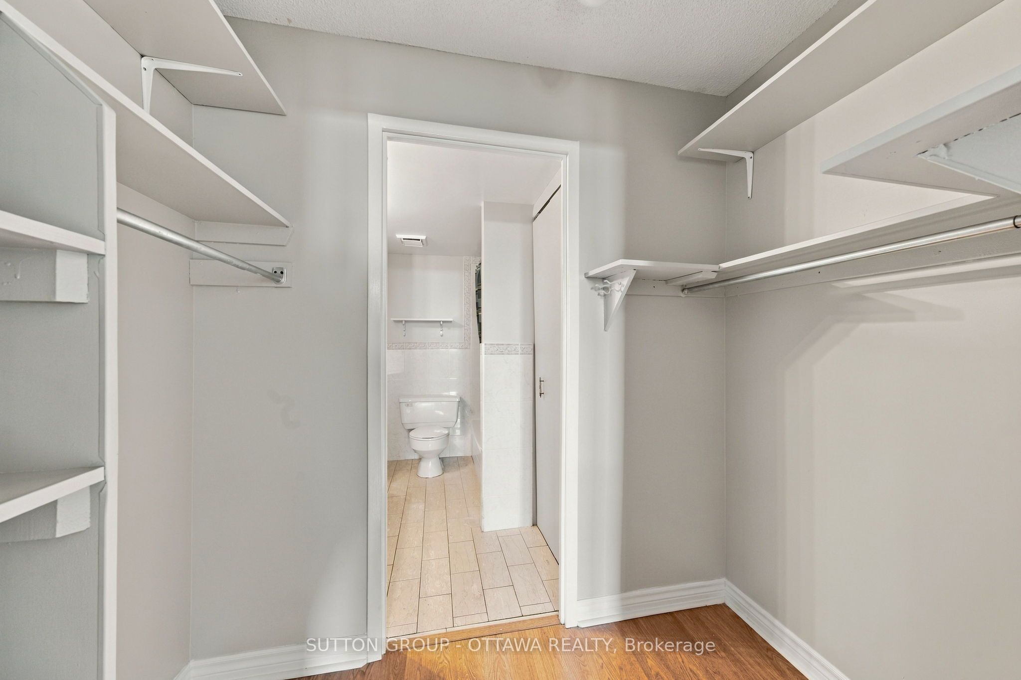 1025 Grenon Avenue N 605 Property Photo 24