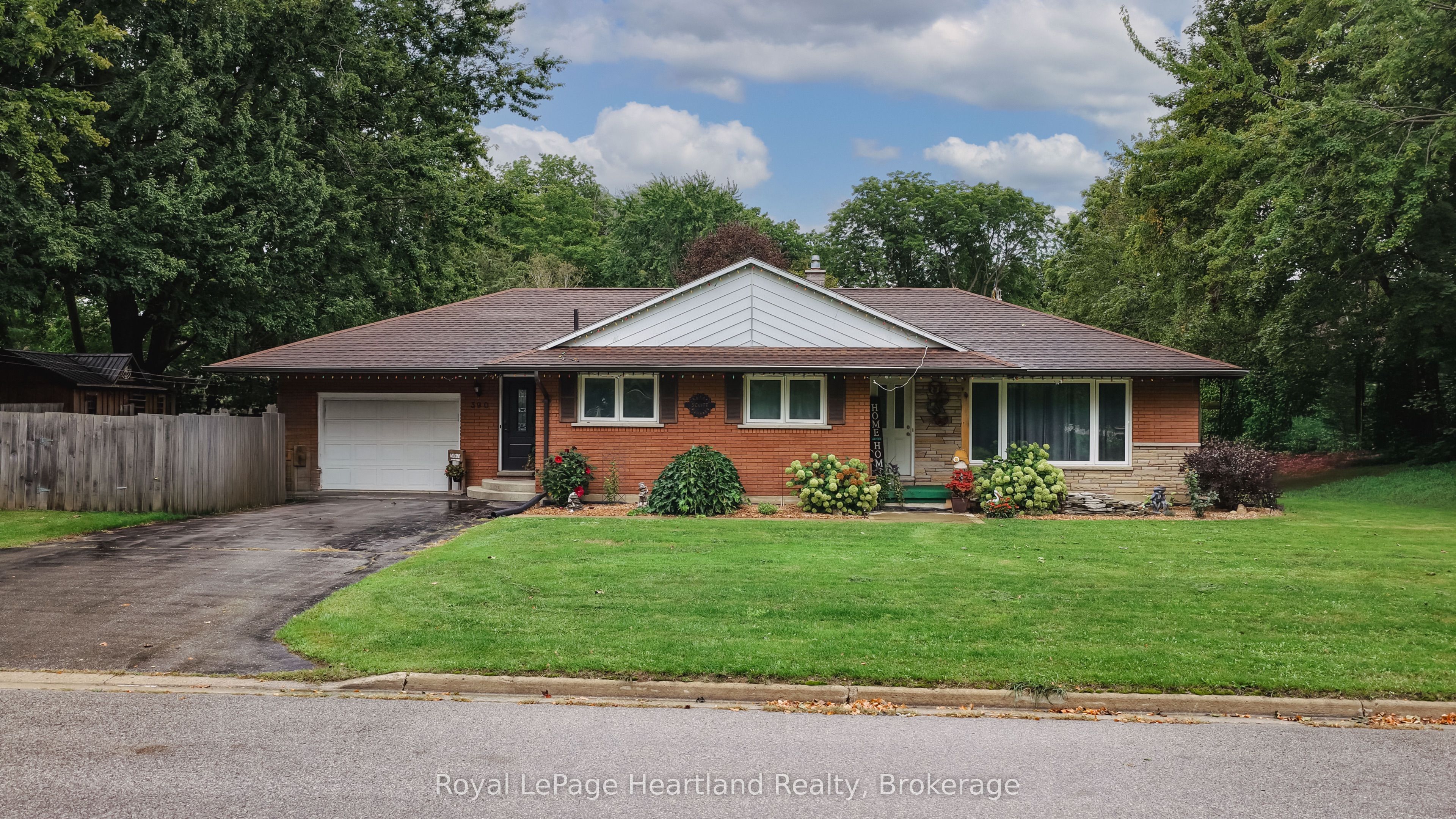 390 Morris Street Property Photo 1