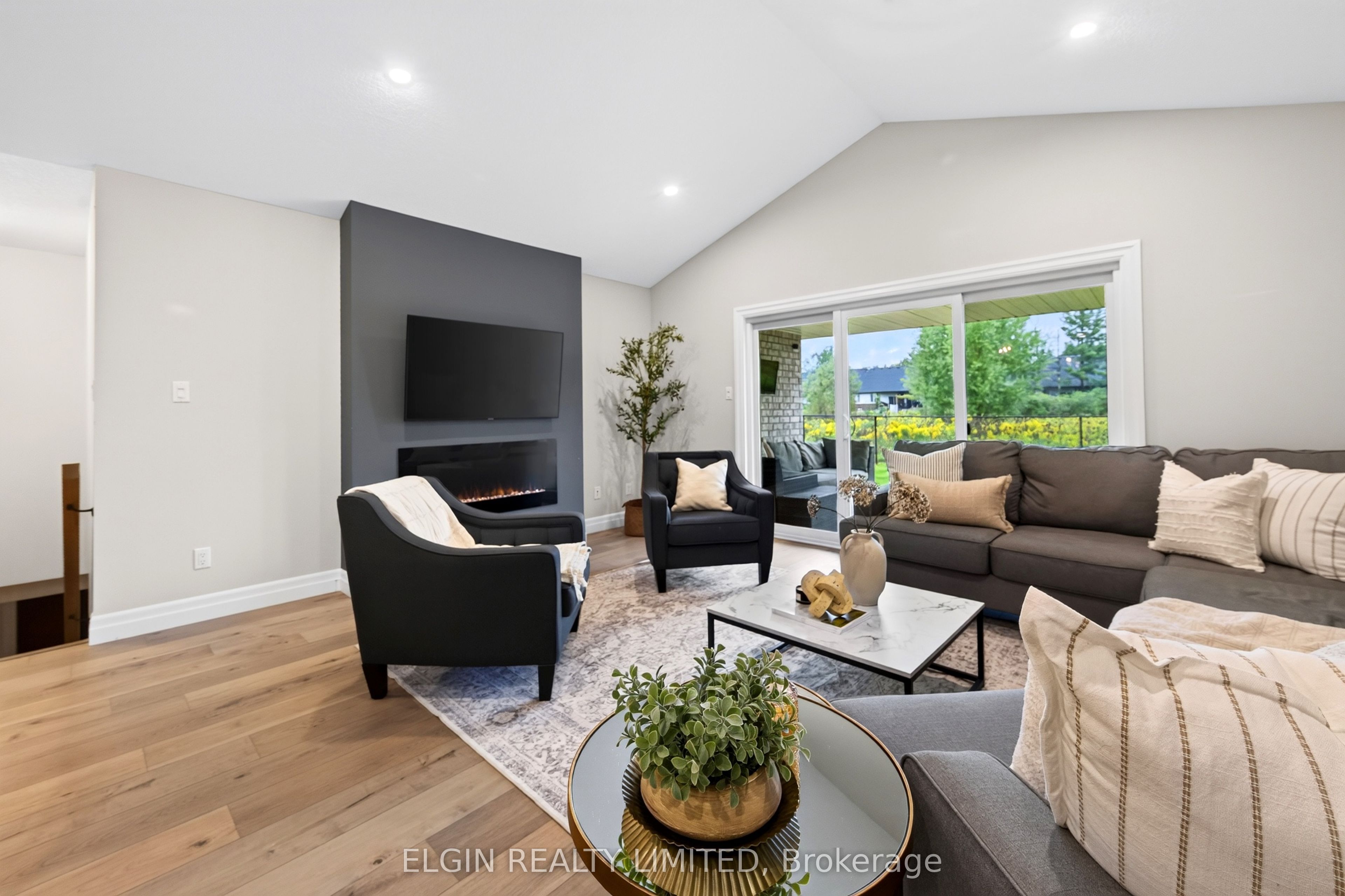 72 Sparkys Way Property Photo 17