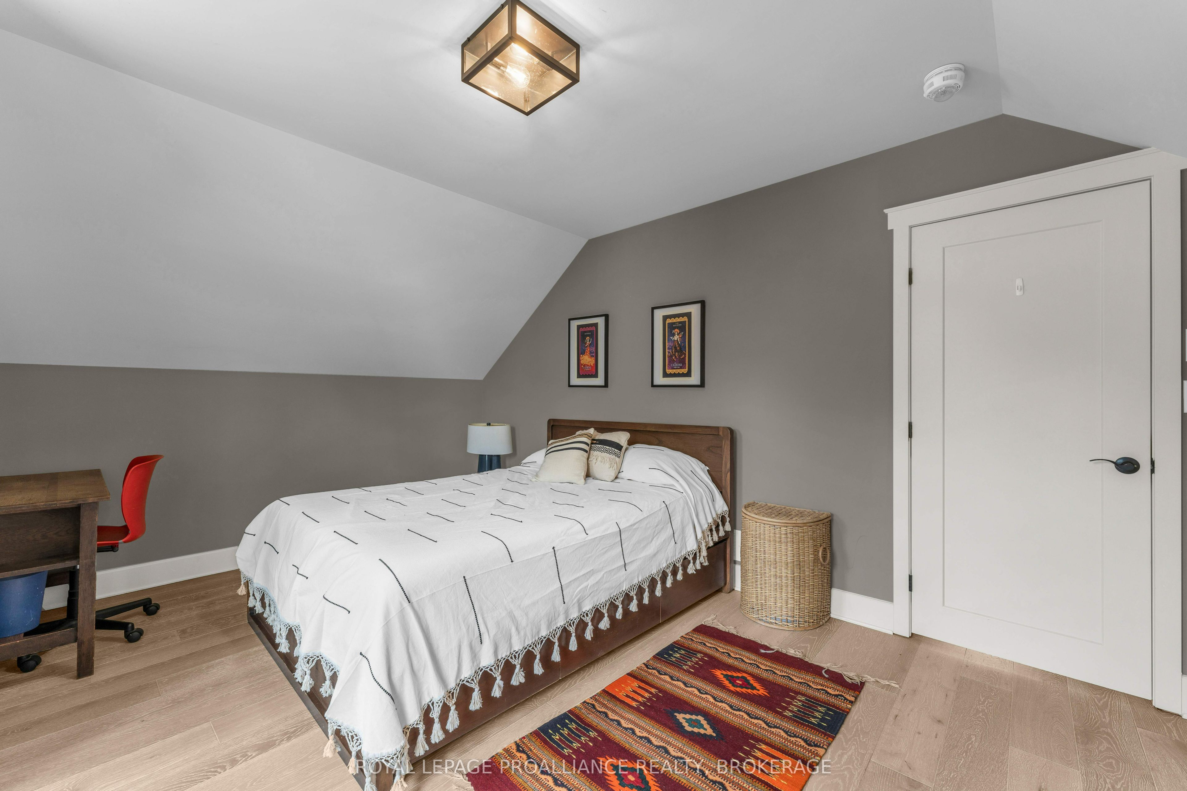 12 Drummond Street Property Photo 21