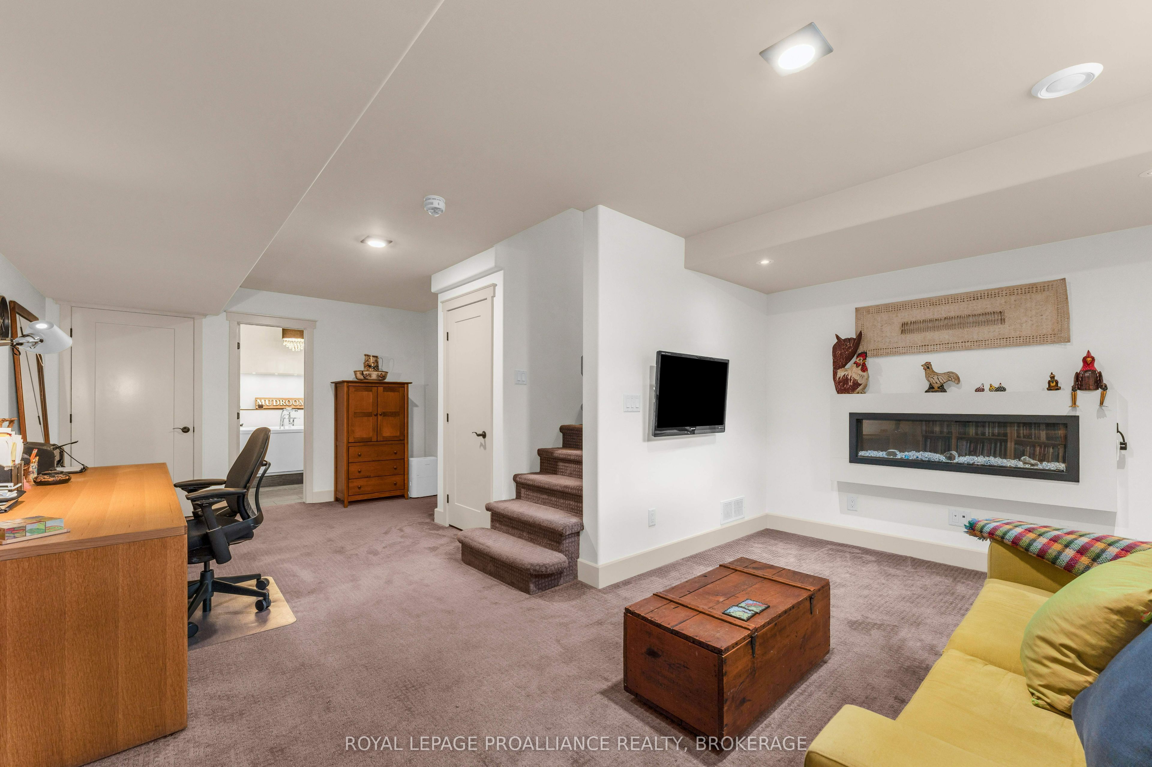12 Drummond Street Property Photo 24