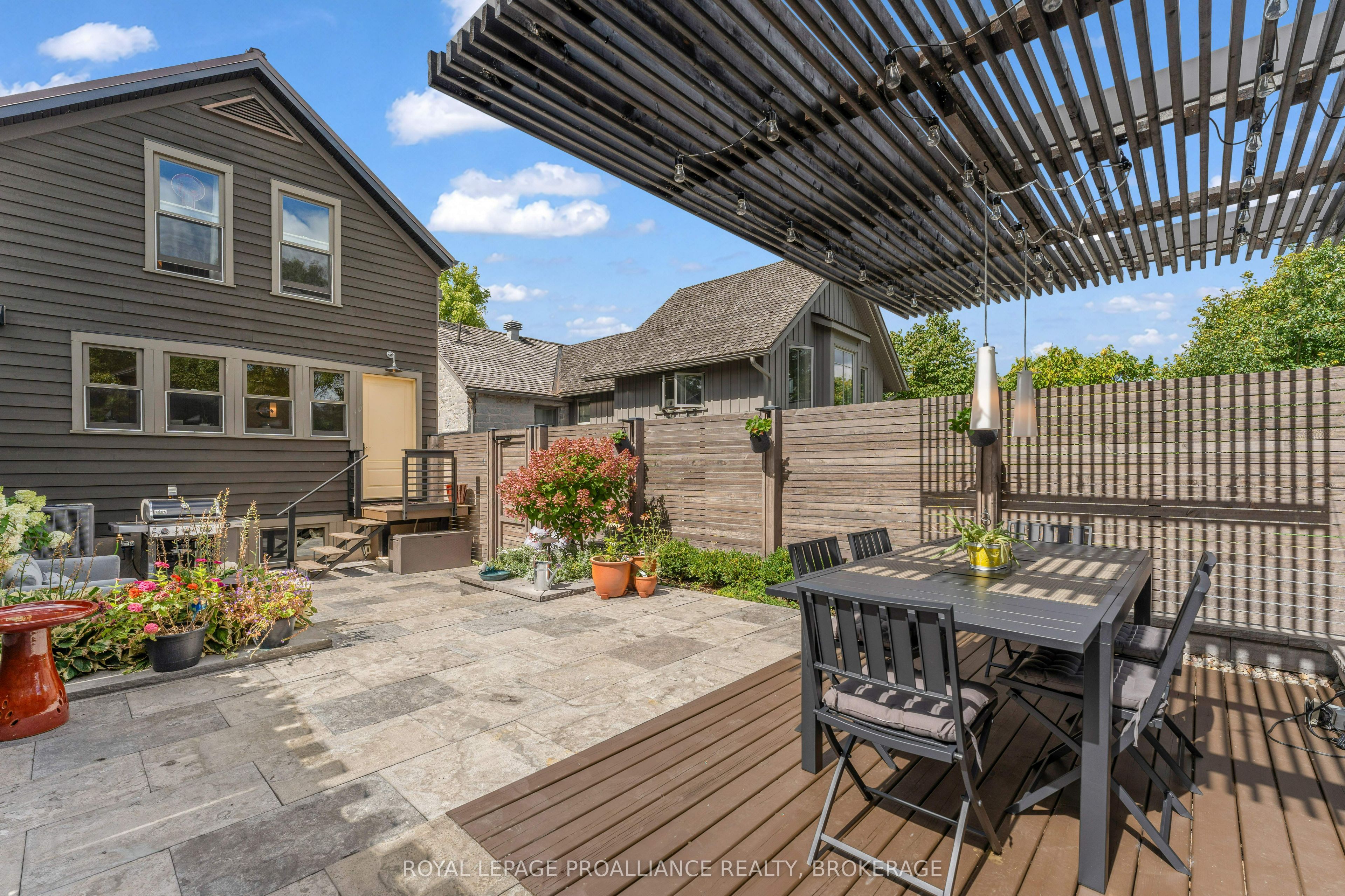12 Drummond Street Property Photo 28