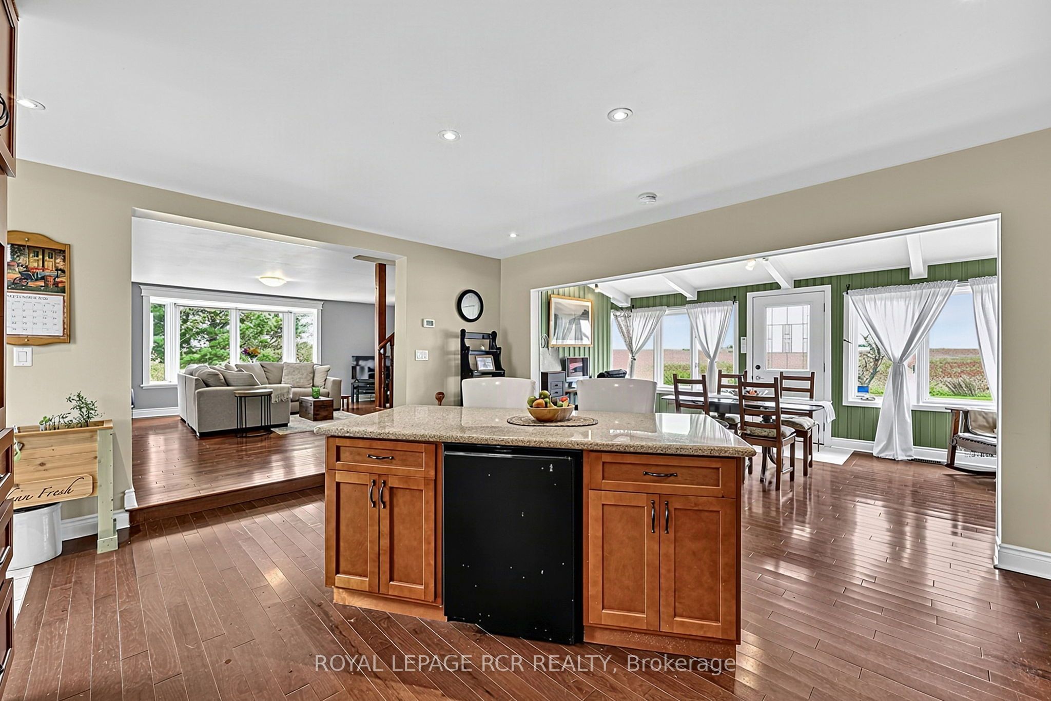 517578 County Road 124 Property Photo 11