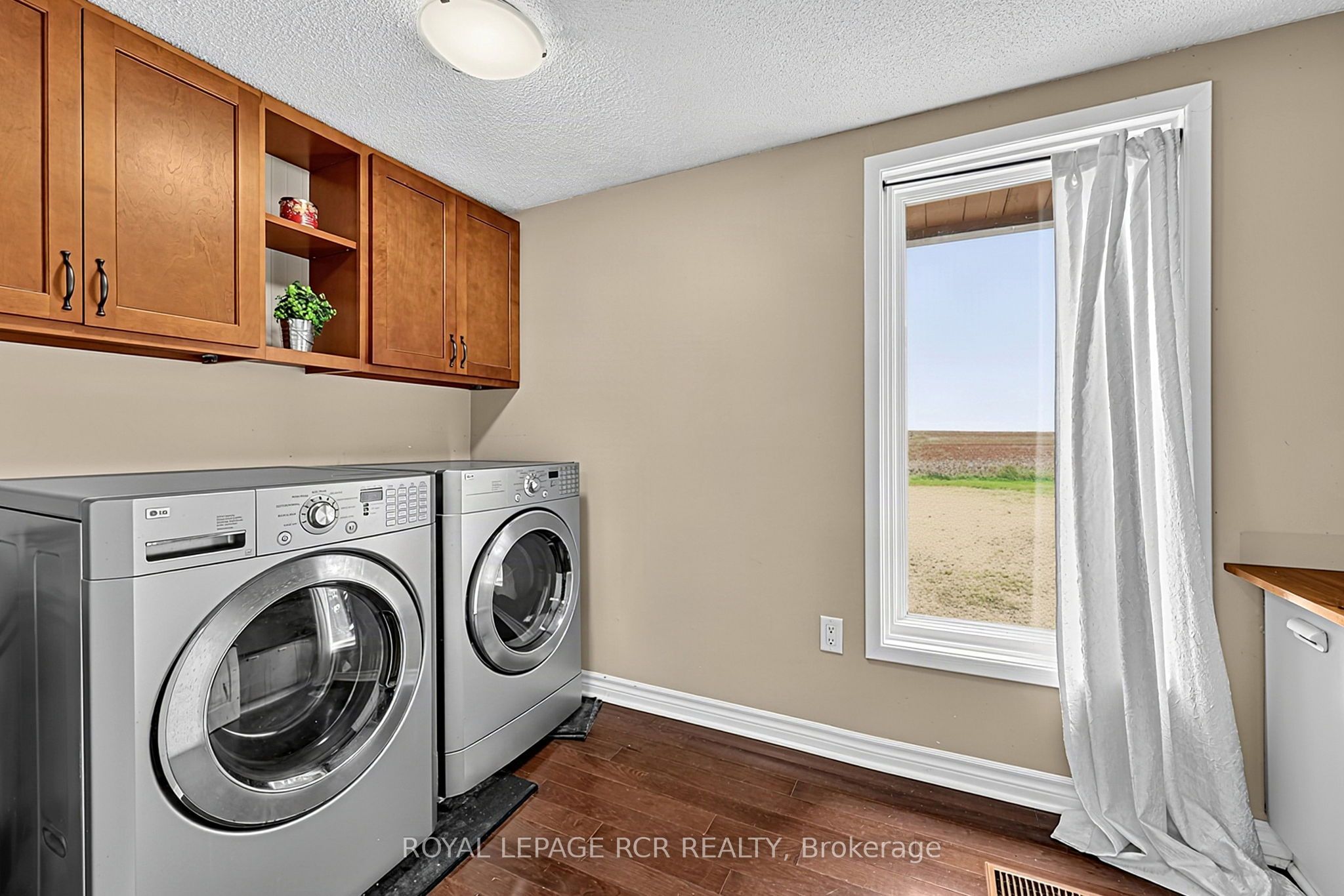 517578 County Road 124 Property Photo 26