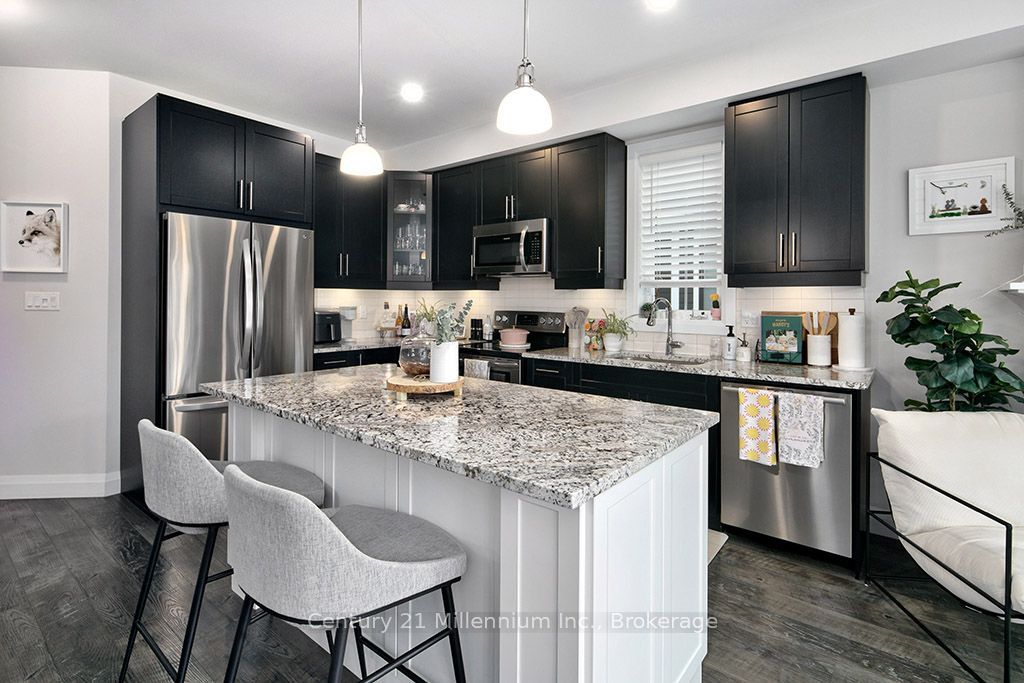 214 Yellow Birch Crescent Property Photo 7