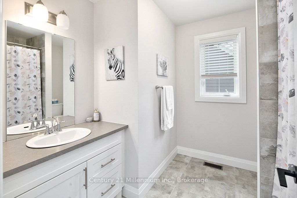 214 Yellow Birch Crescent Property Photo 23