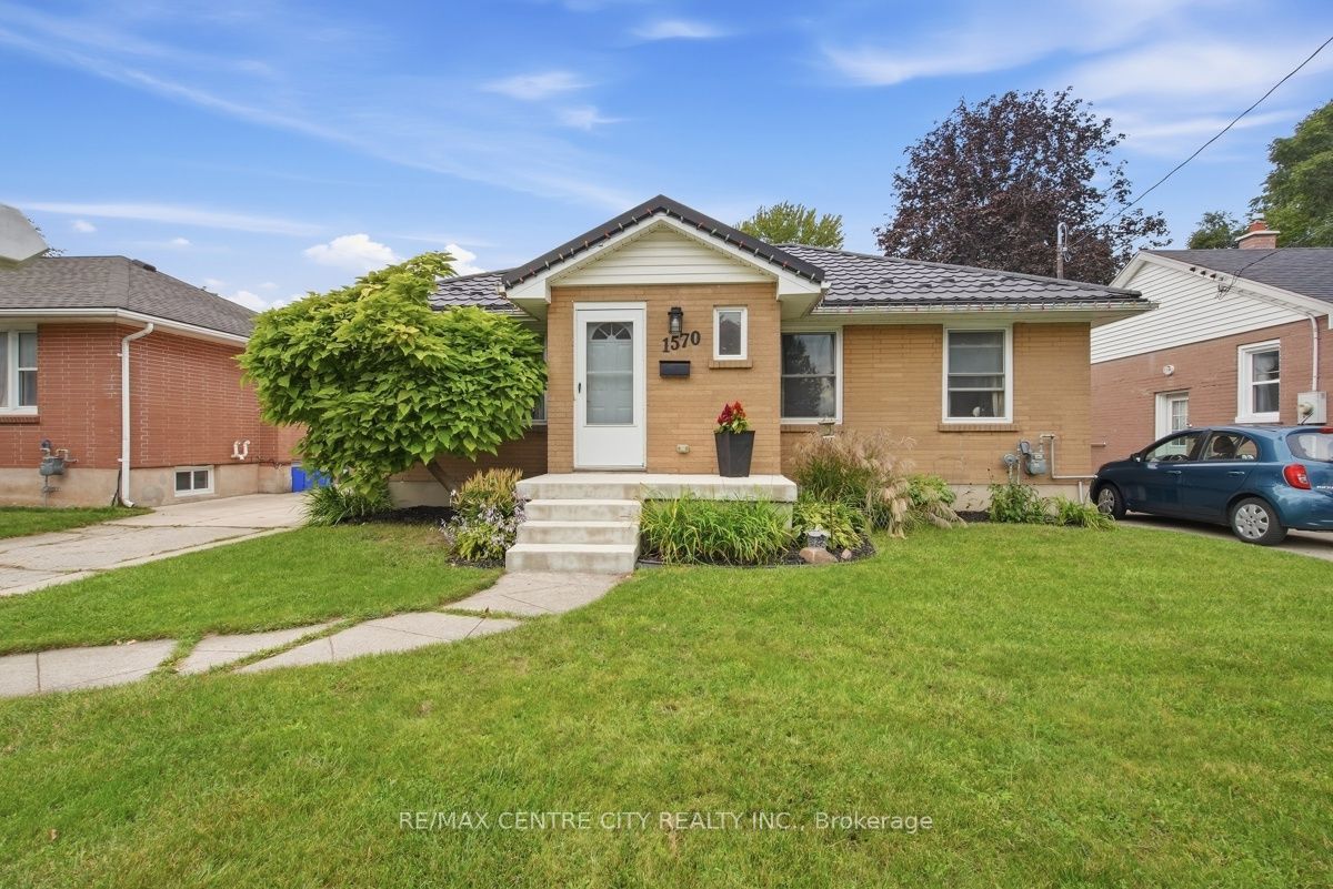 1570 Hansuld Street Property Photo 1