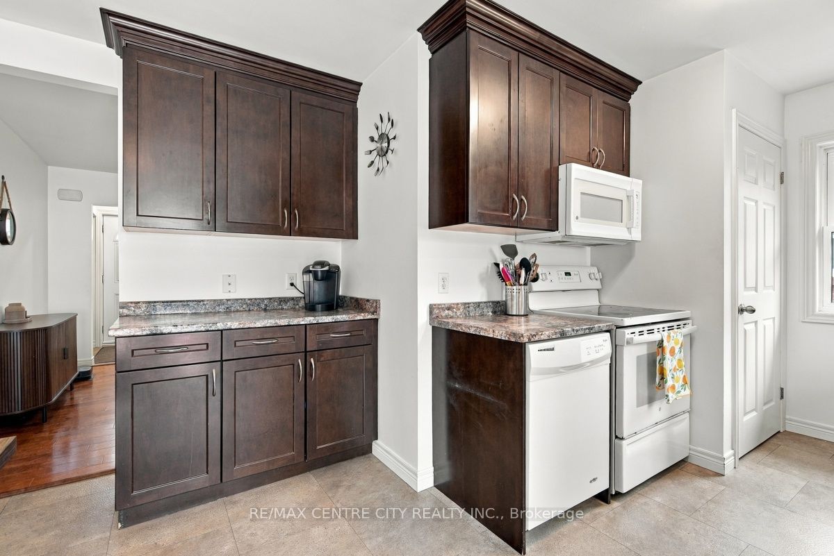 1570 Hansuld Street Property Photo 14