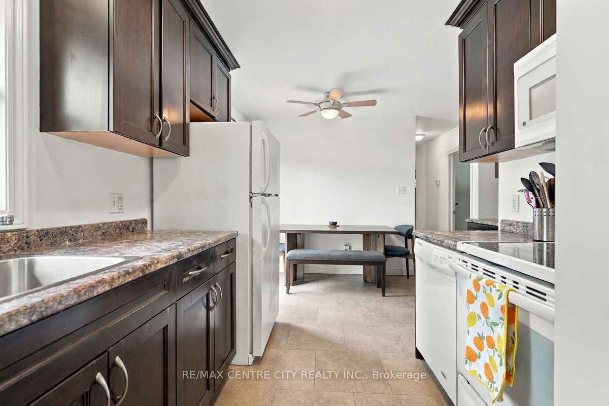 1570 Hansuld Street Property Photo 16