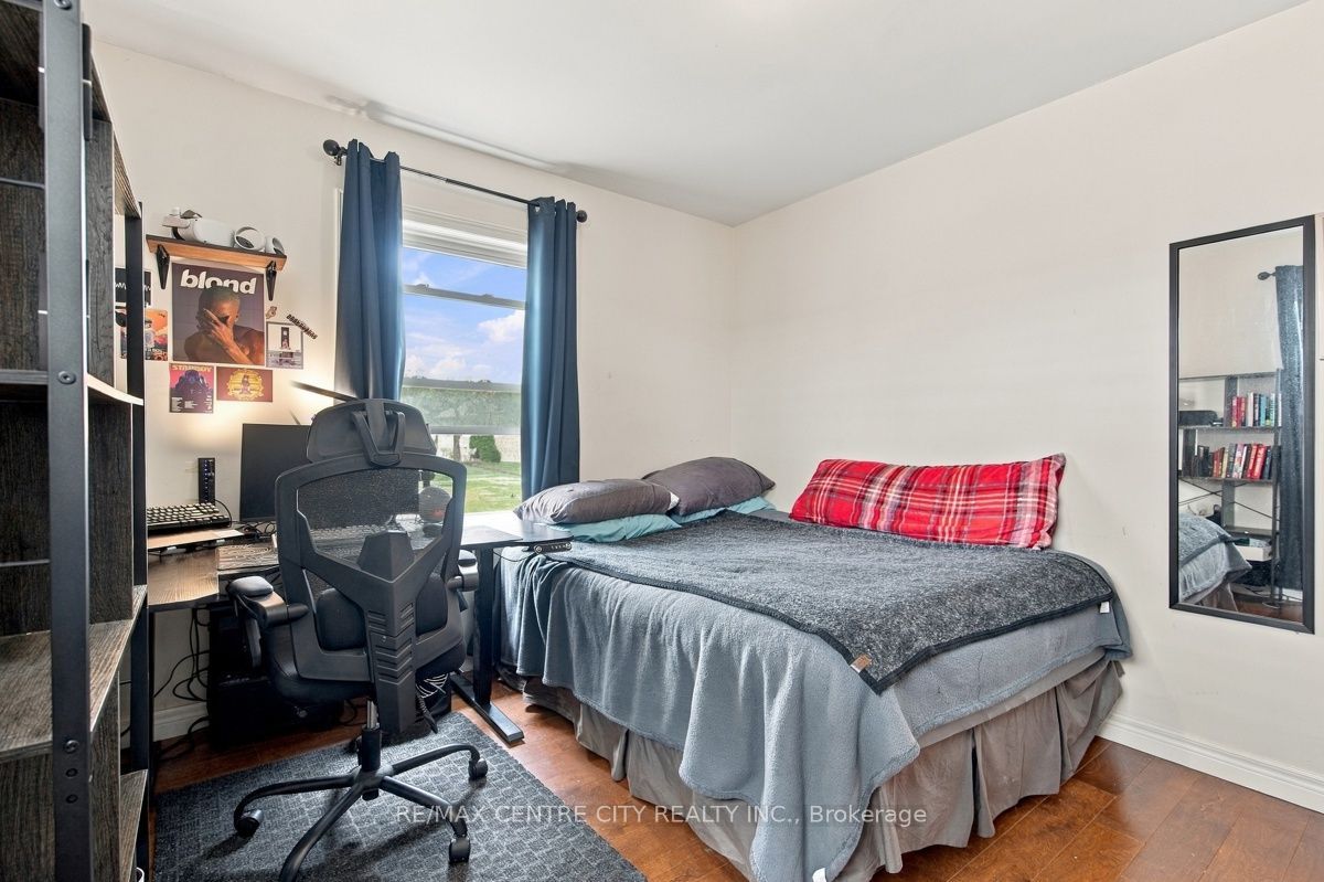 1570 Hansuld Street Property Photo 18