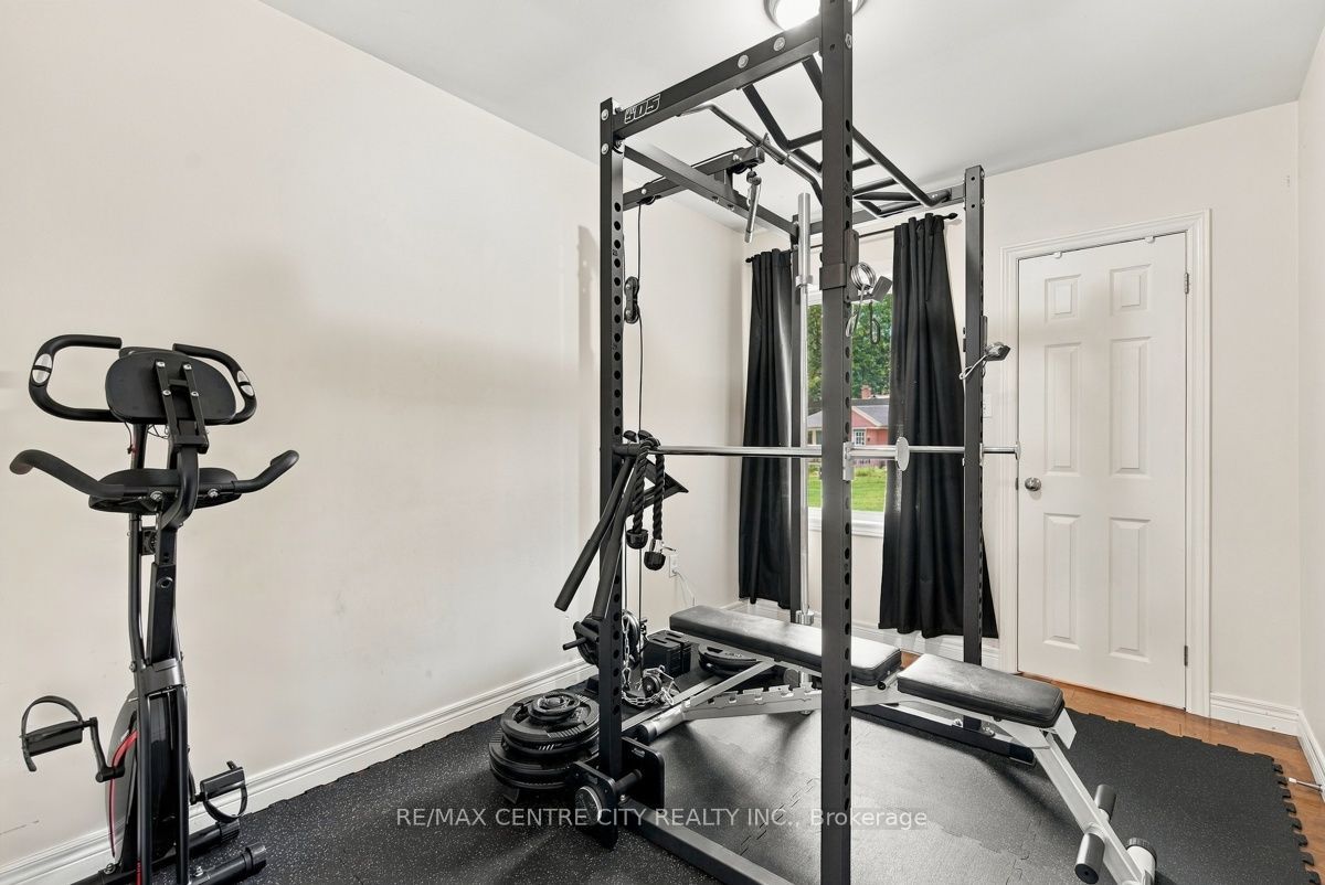 1570 Hansuld Street Property Photo 19