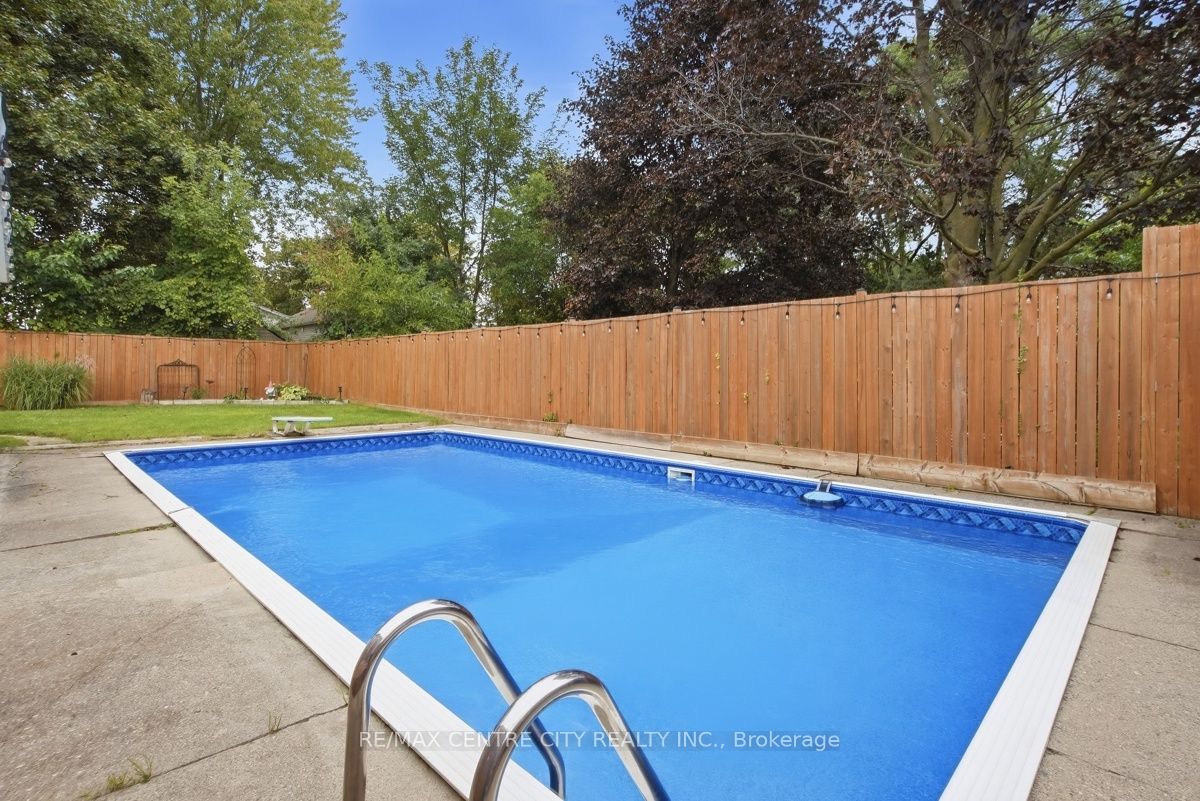 1570 Hansuld Street Property Photo 38