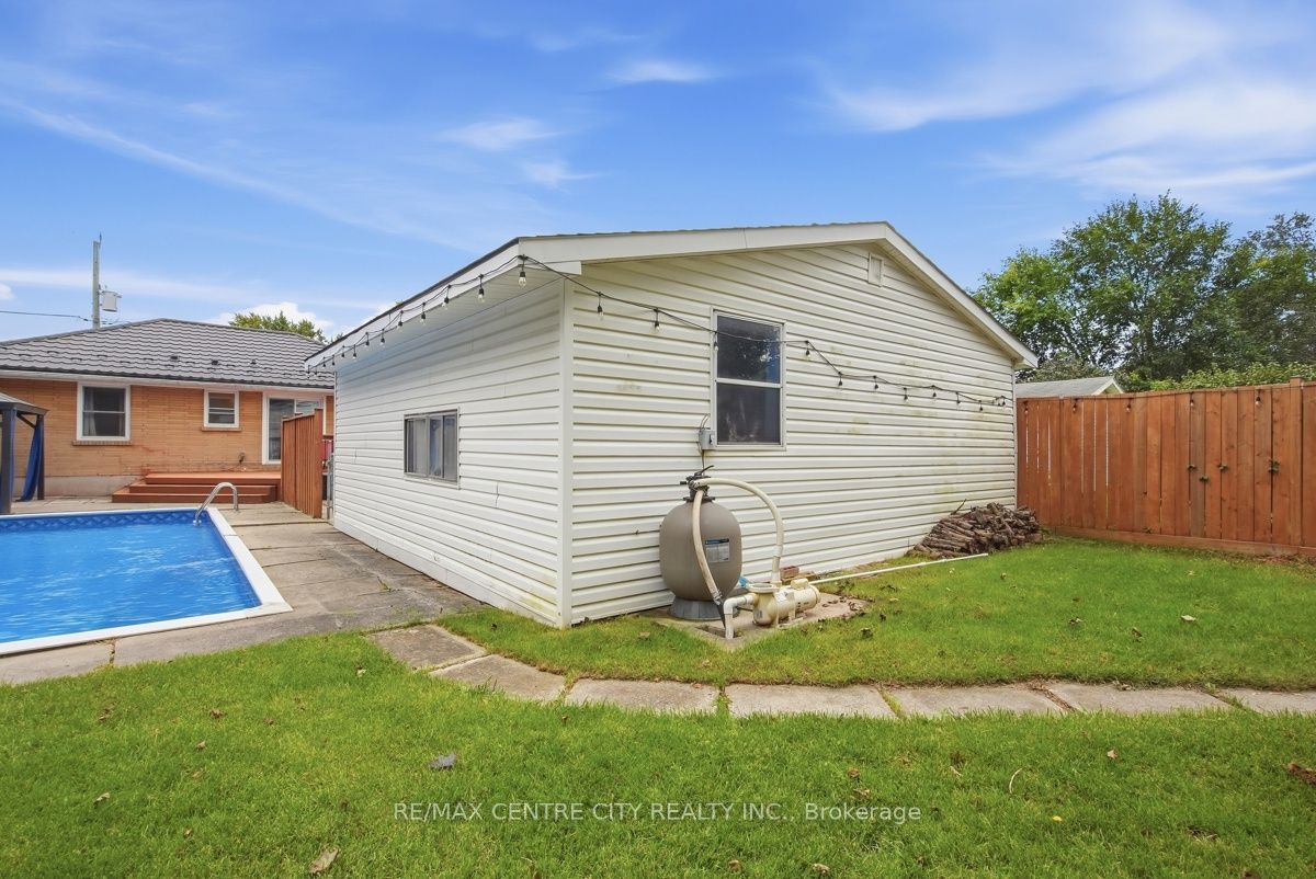 1570 Hansuld Street Property Photo 44
