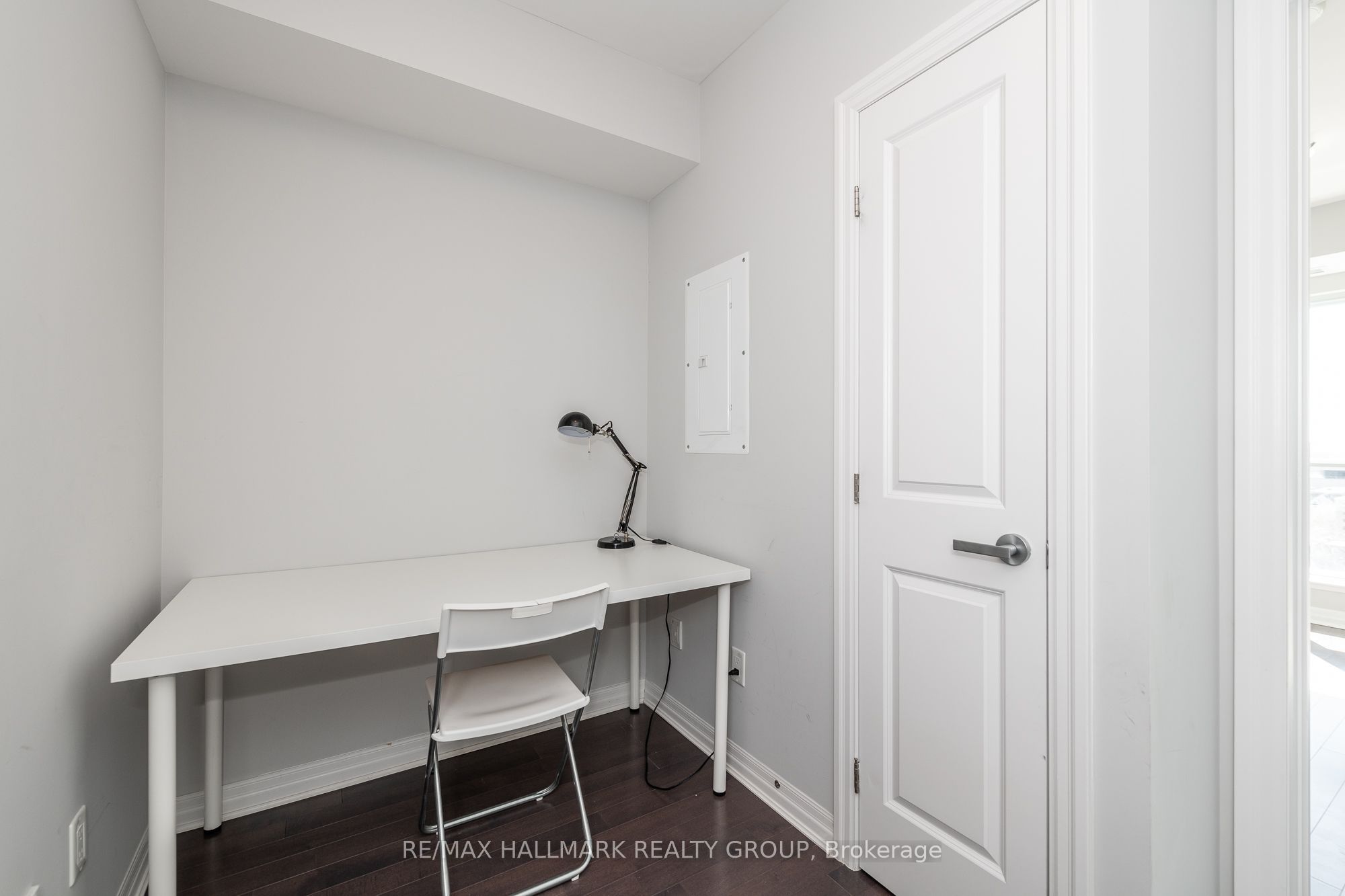 195 Besserer Street 1602 Property Photo 14