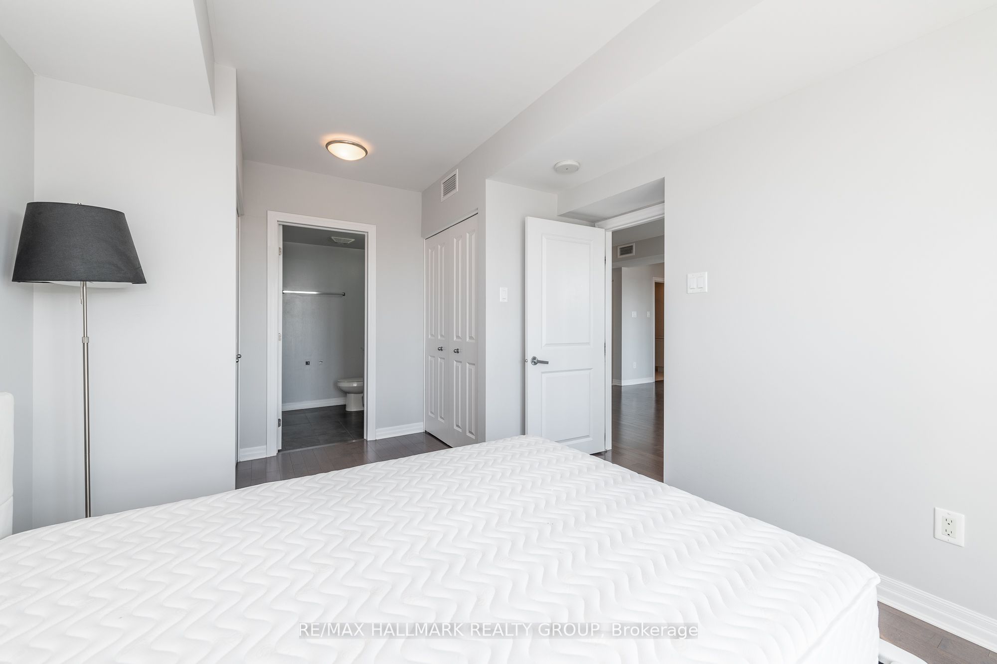 195 Besserer Street 1602 Property Photo 17