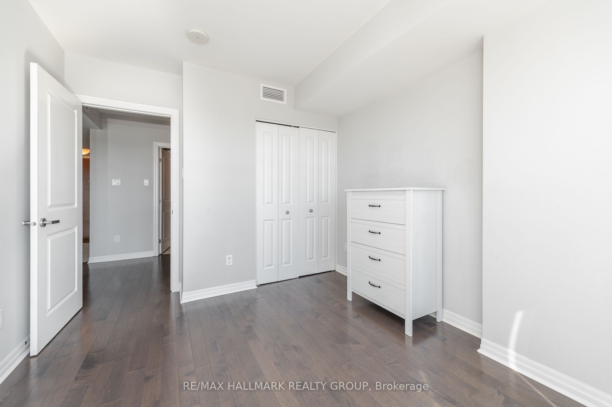 195 Besserer Street 1602 Property Photo 22