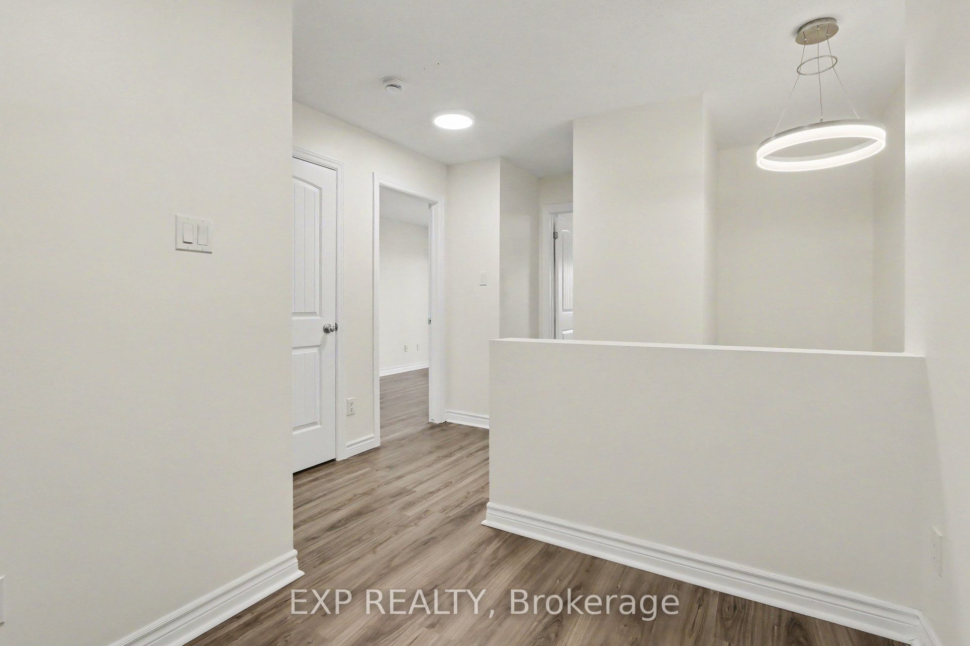 1149 Longfields Drive B Property Photo 19