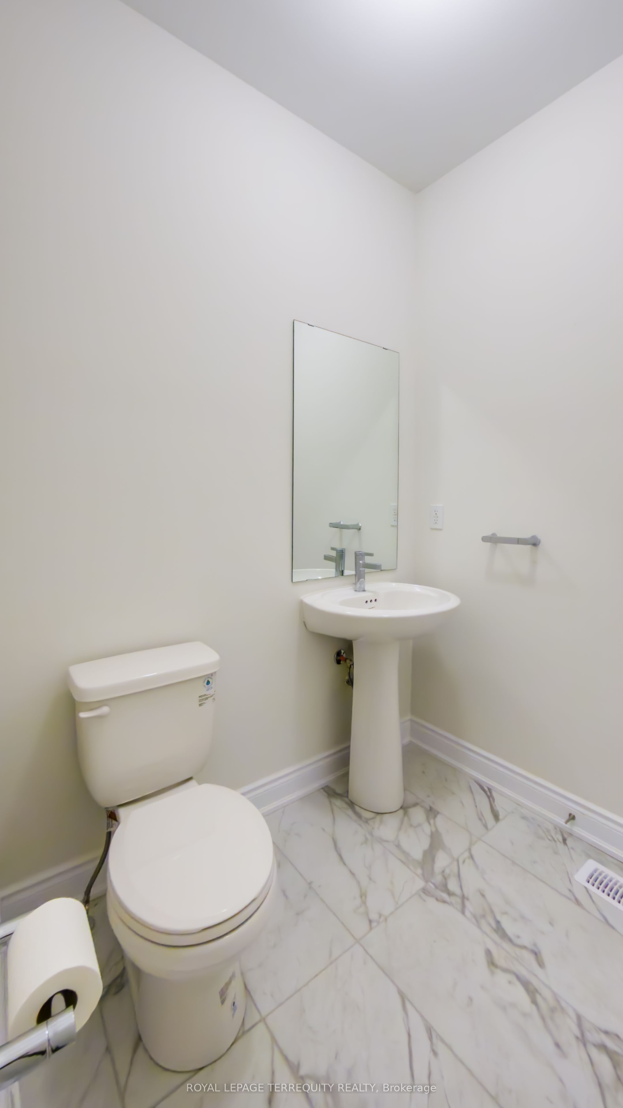 9 Southern Avenue Property Photo 15