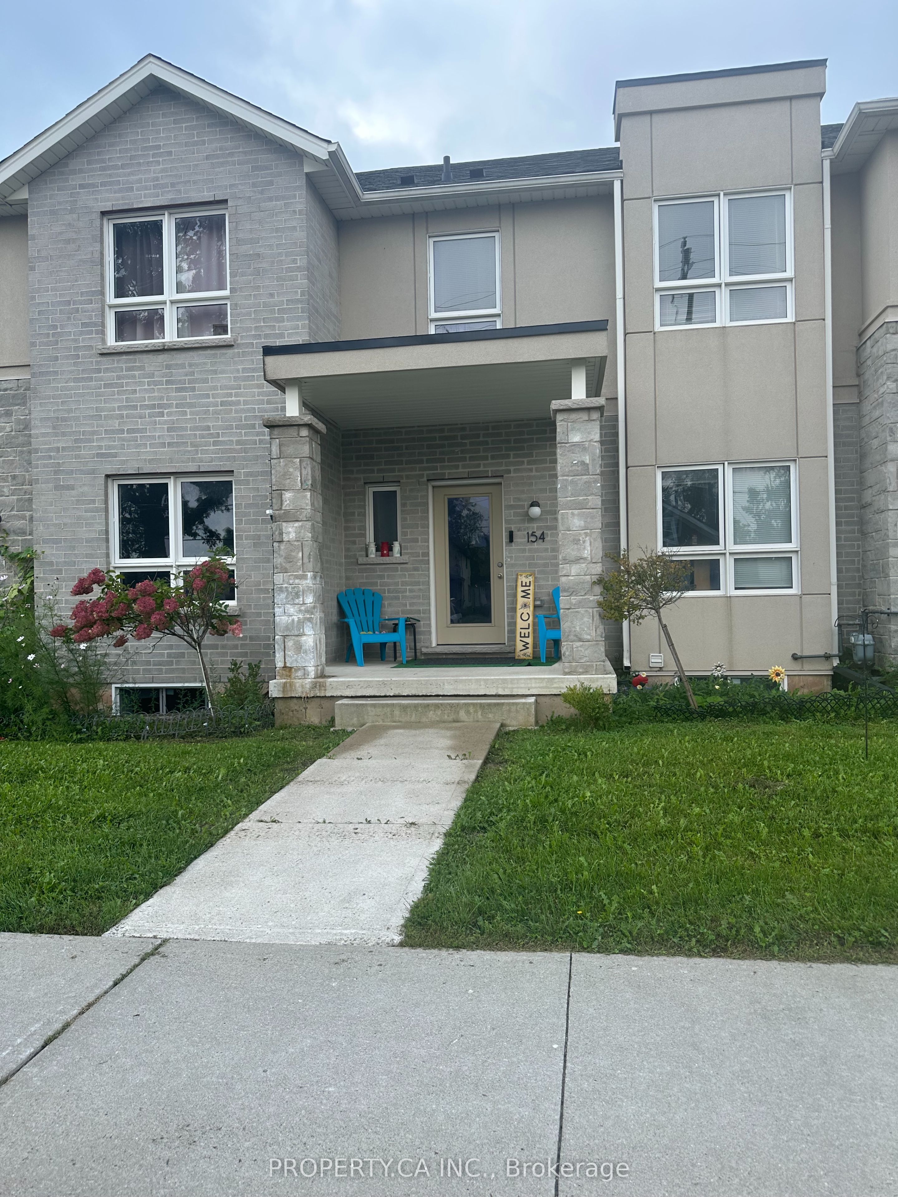 154 Broadway Lane Property Photo 1