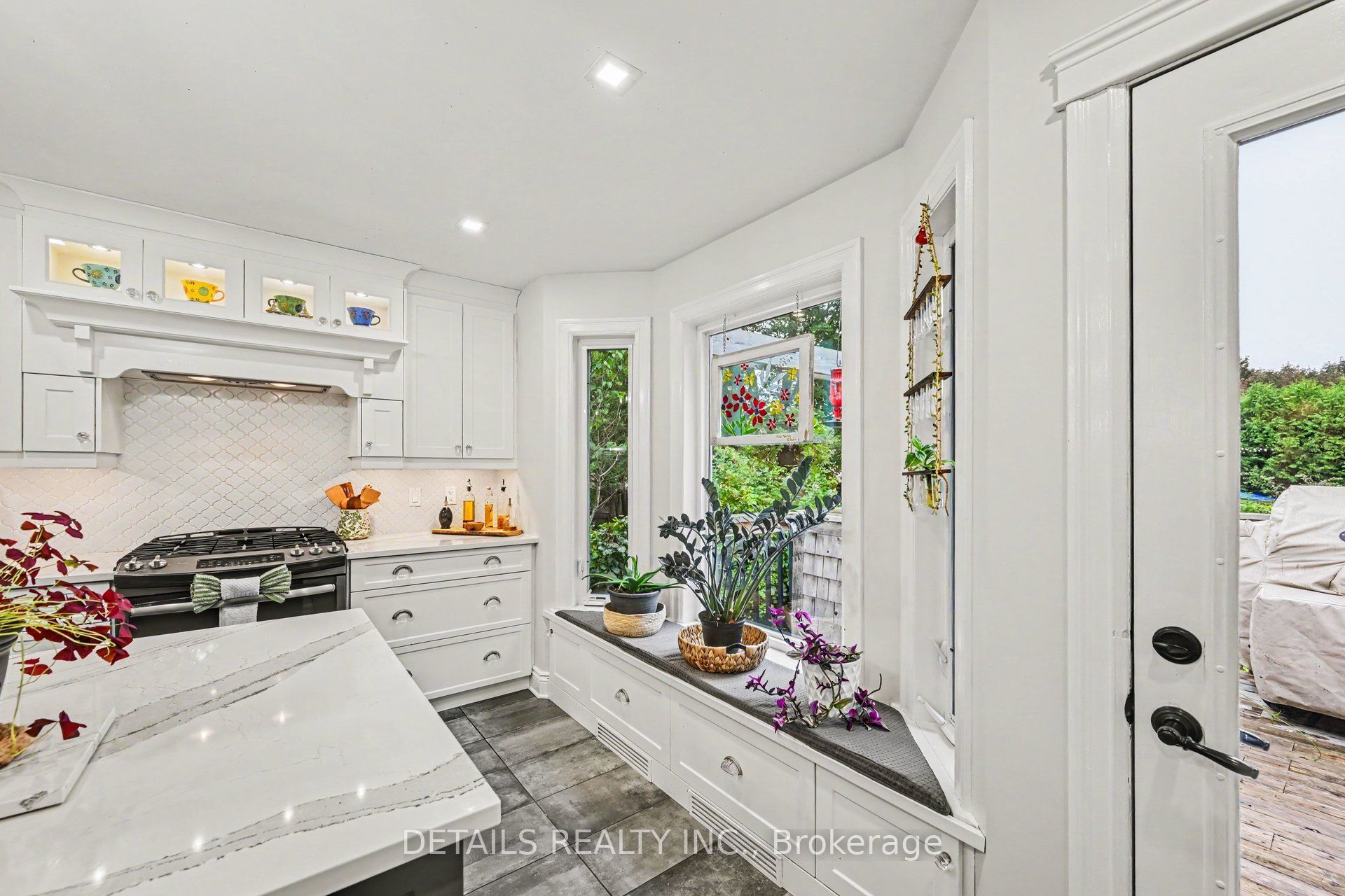 8 Francis Street Property Photo 16