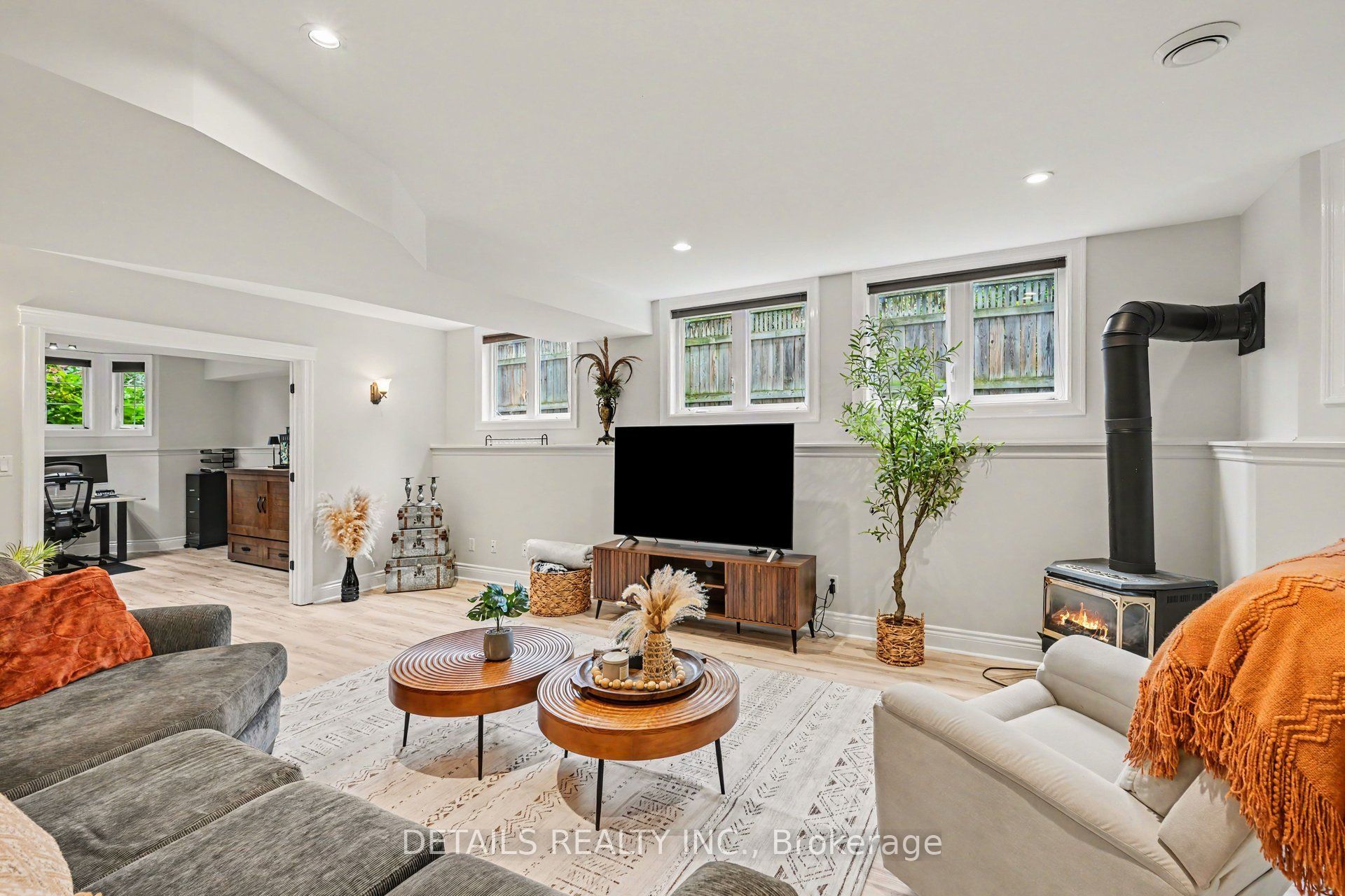 8 Francis Street Property Photo 30