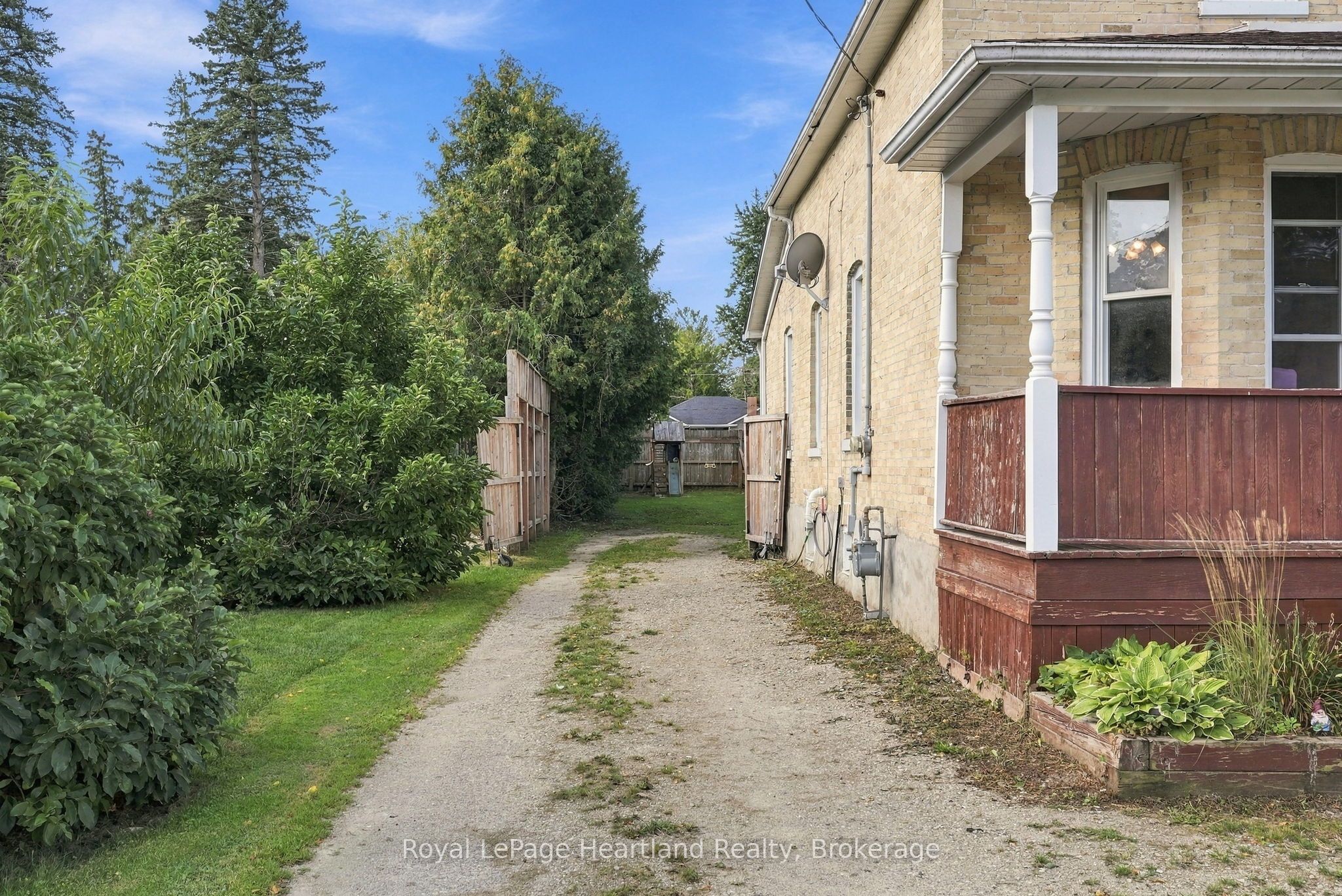 8 Clarke Street S Property Photo 27