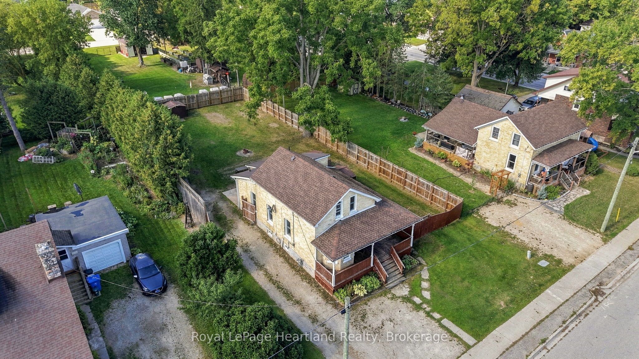 8 Clarke Street S Property Photo 37